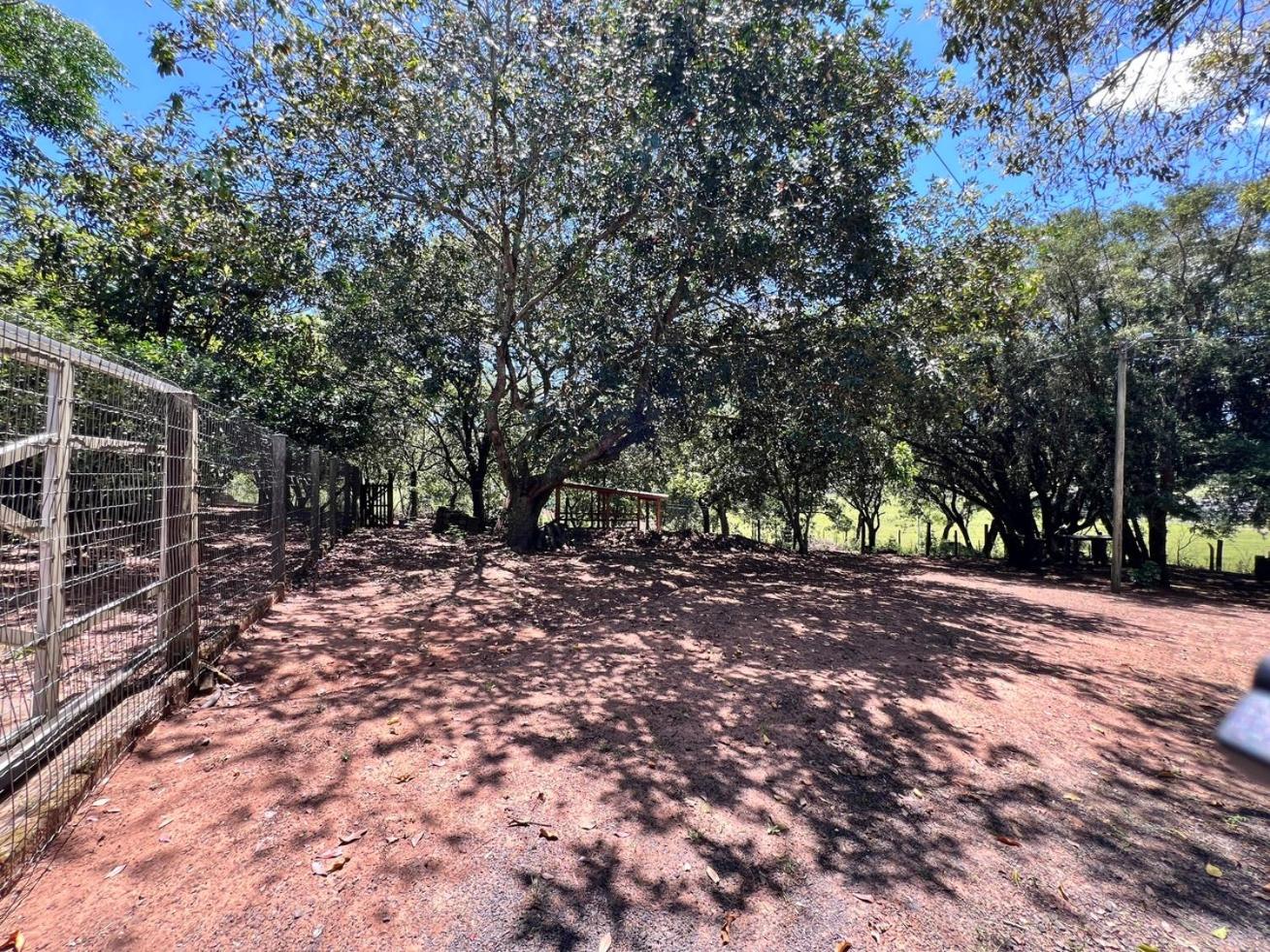 Casa de Campo Pet Friendly com Churrasqueira