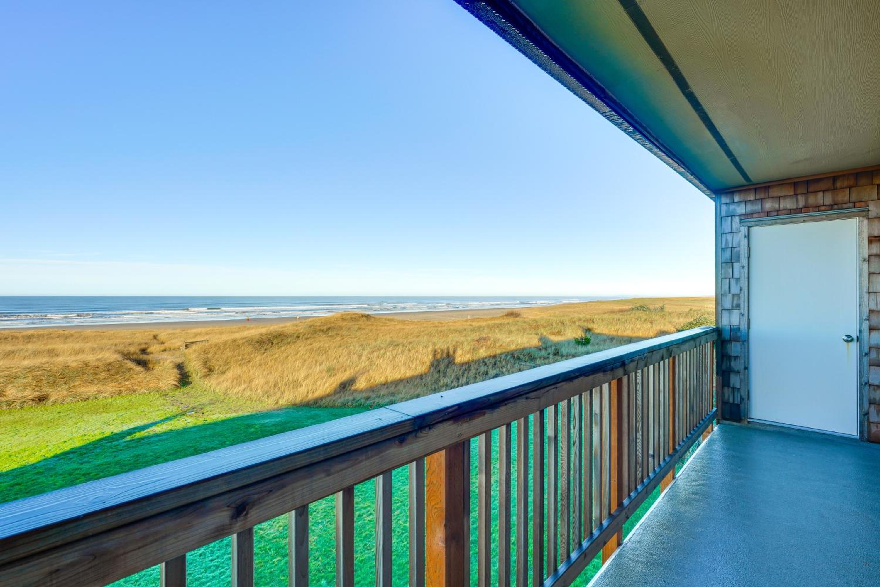 Stunning Ocean Views! Oregon Coast Condo