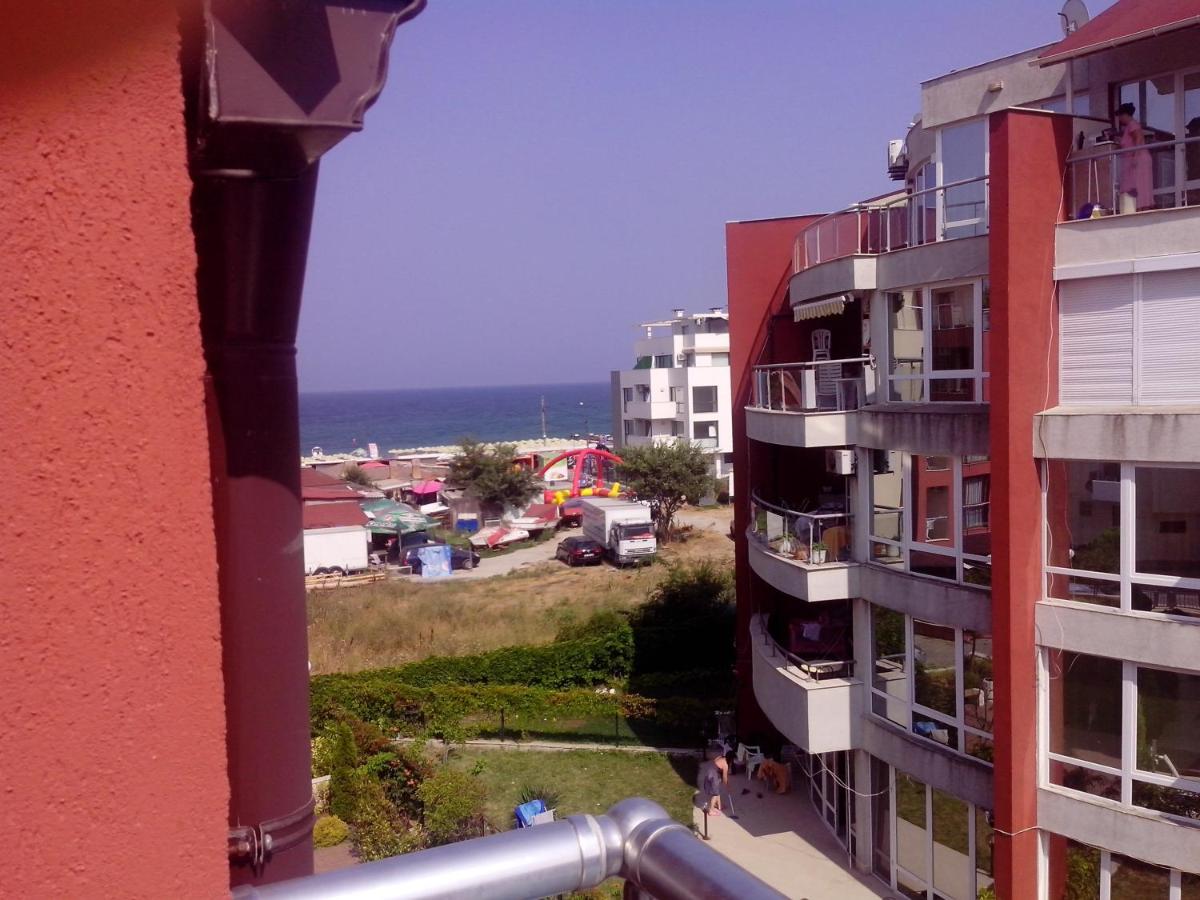 Photo 41