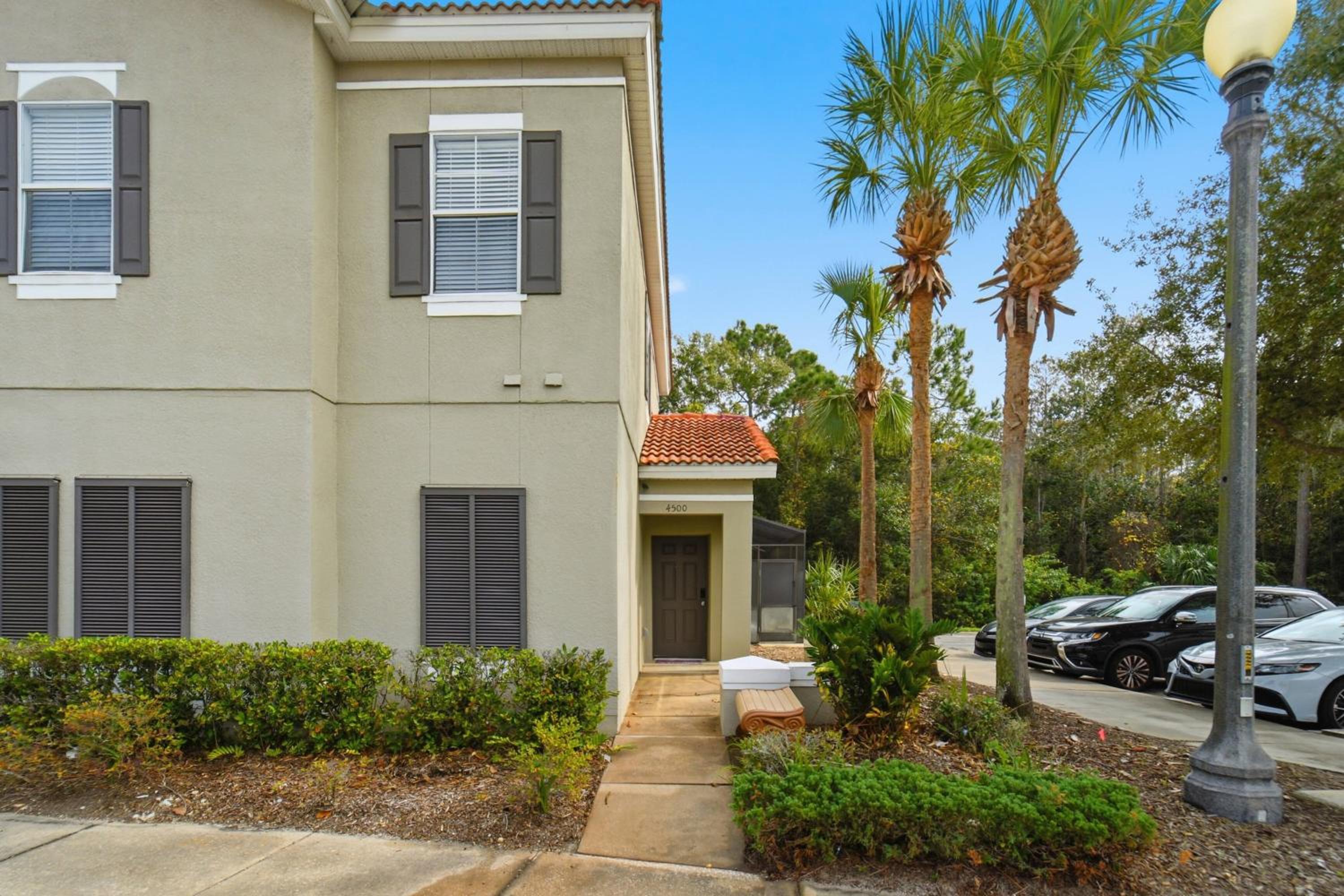 Charming 4BR Home Near Disney Bella Vida