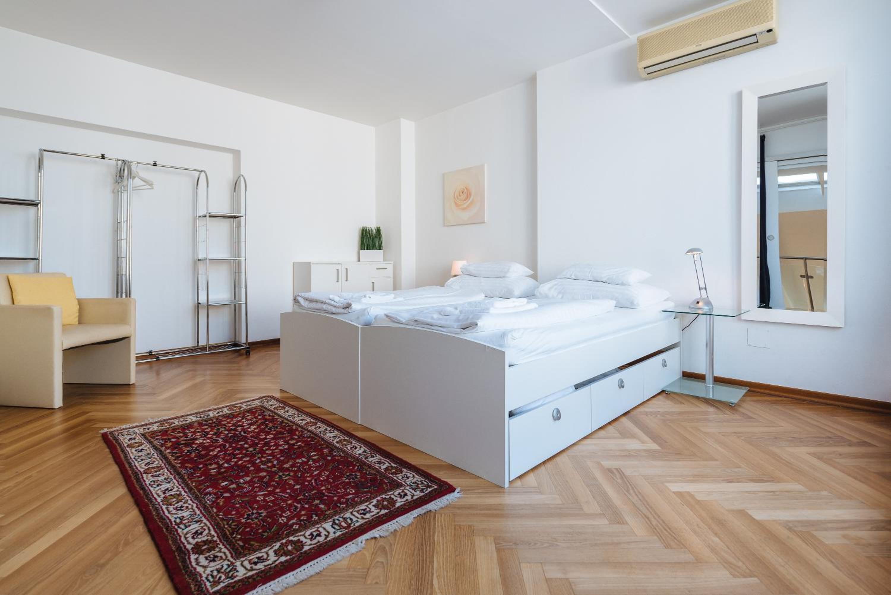 Heart of Vienna with Aircondition