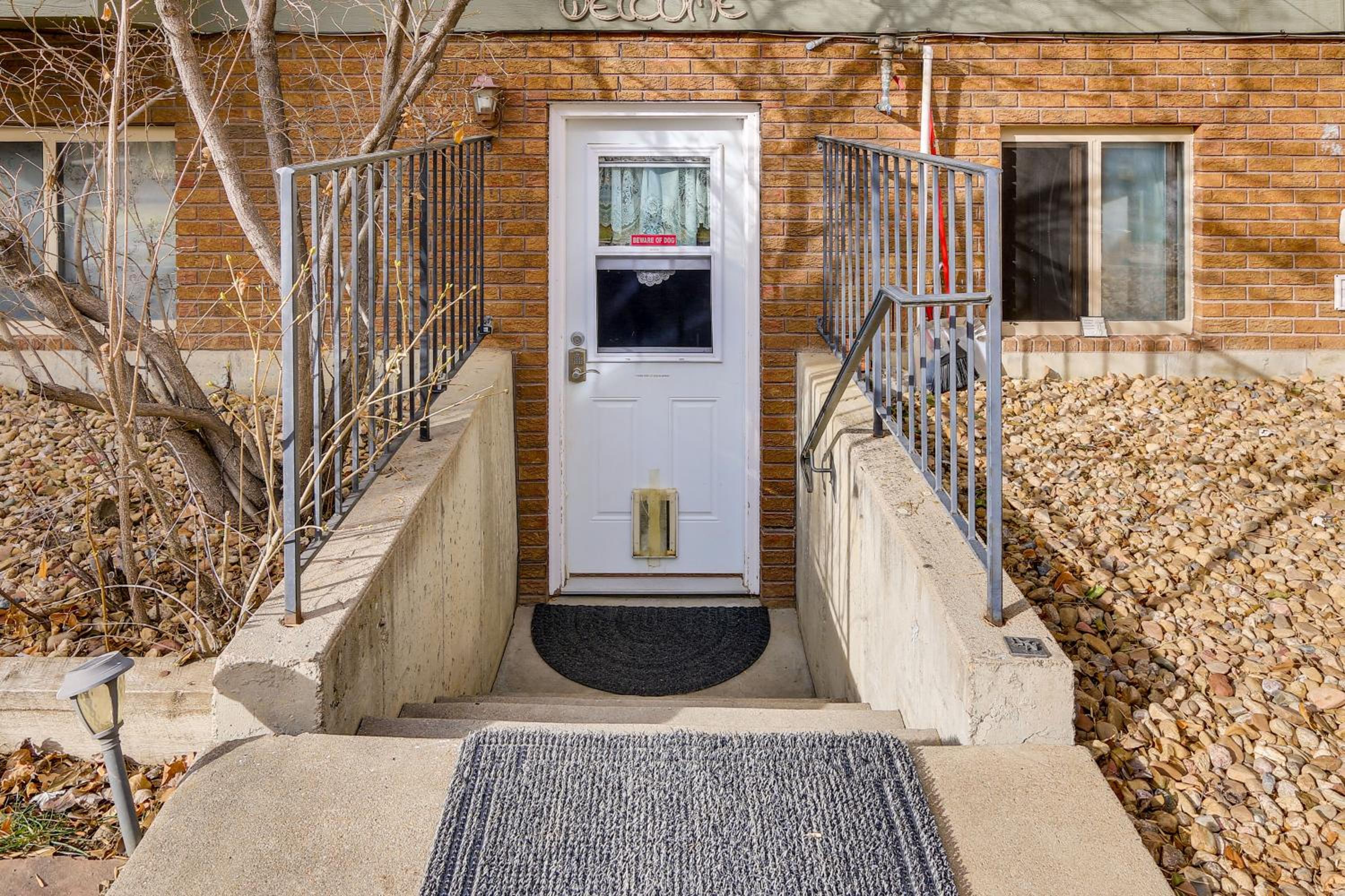 6 Mi to Dtwn Fort Collins Cozy Apt with Shared Yard