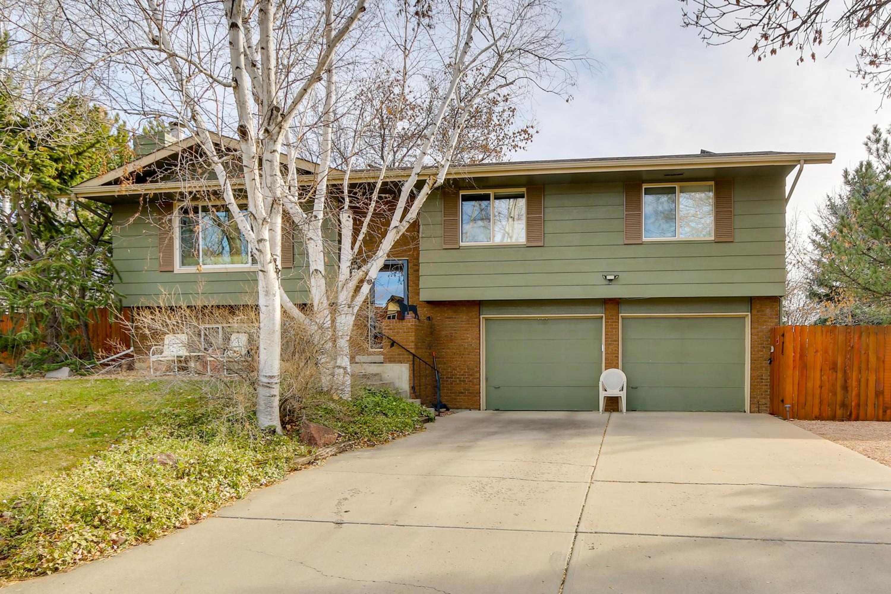 6 Mi to Dtwn Fort Collins Cozy Apt with Shared Yard