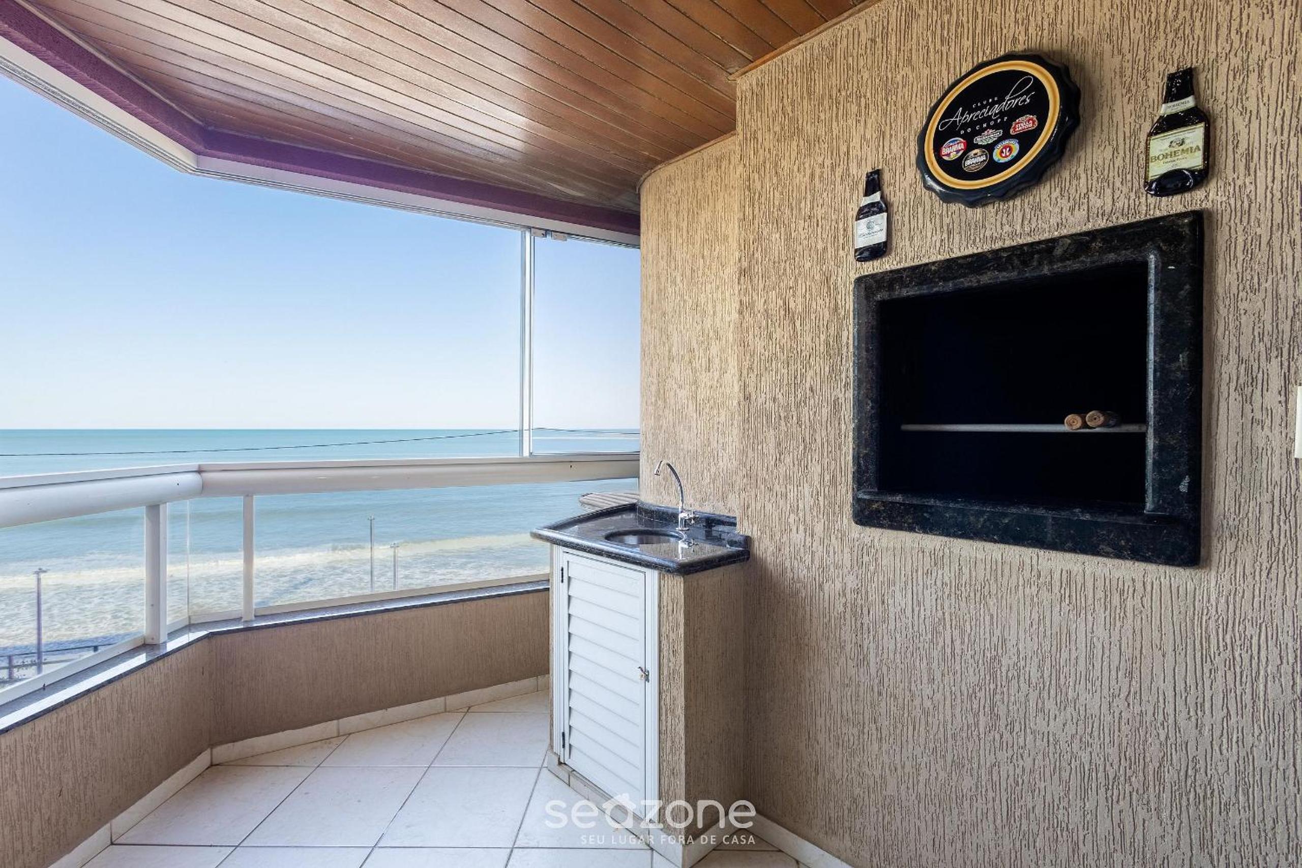 Apartments in Beachfront Condo in Itapema - DNL
