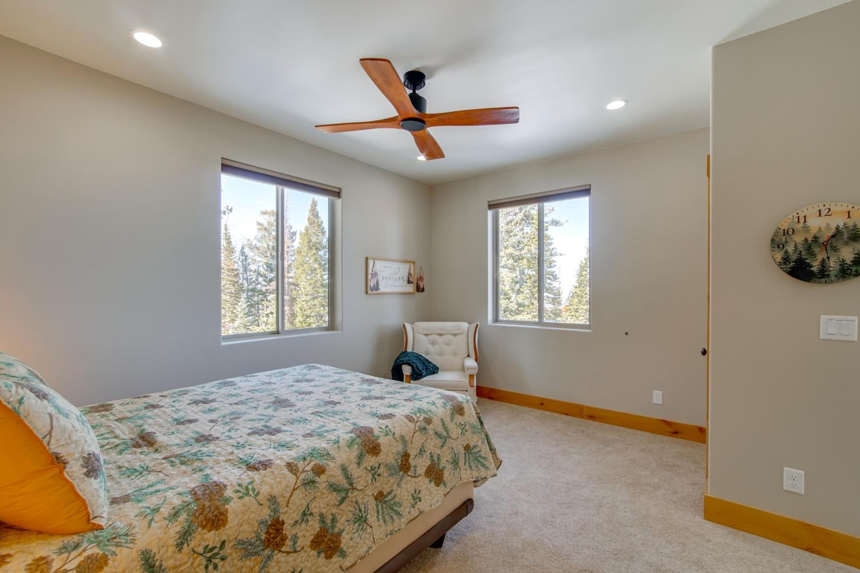 5 Mins to Brian Head Resort Family Gem with Views