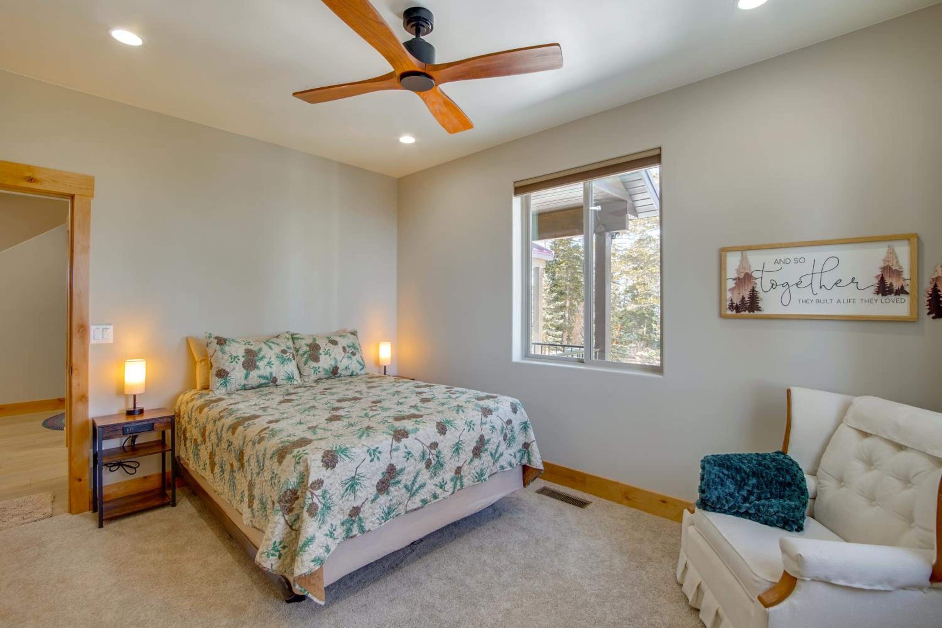 5 Mins to Brian Head Resort Family Gem with Views
