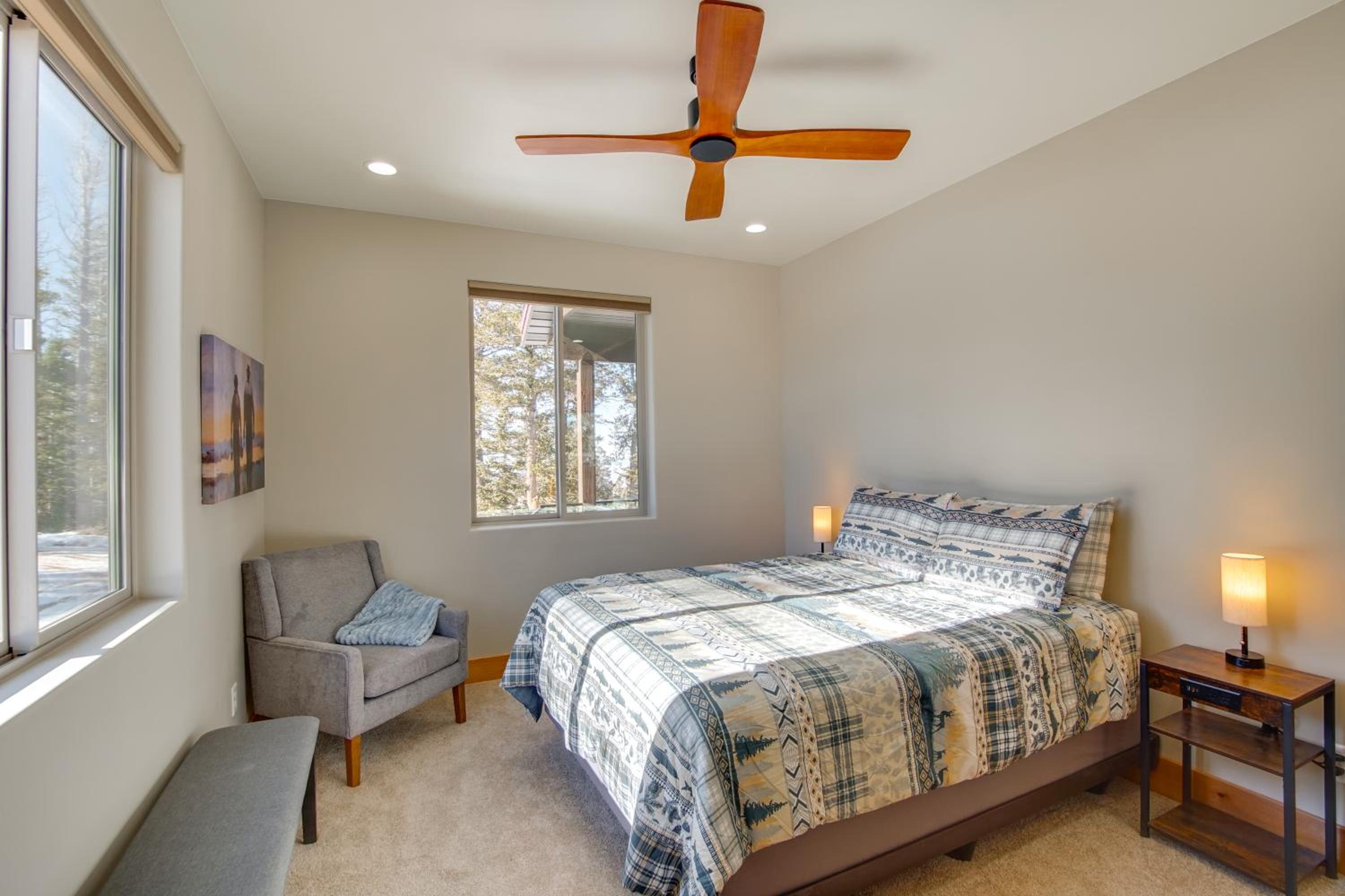 5 Mins to Brian Head Resort Family Gem with Views