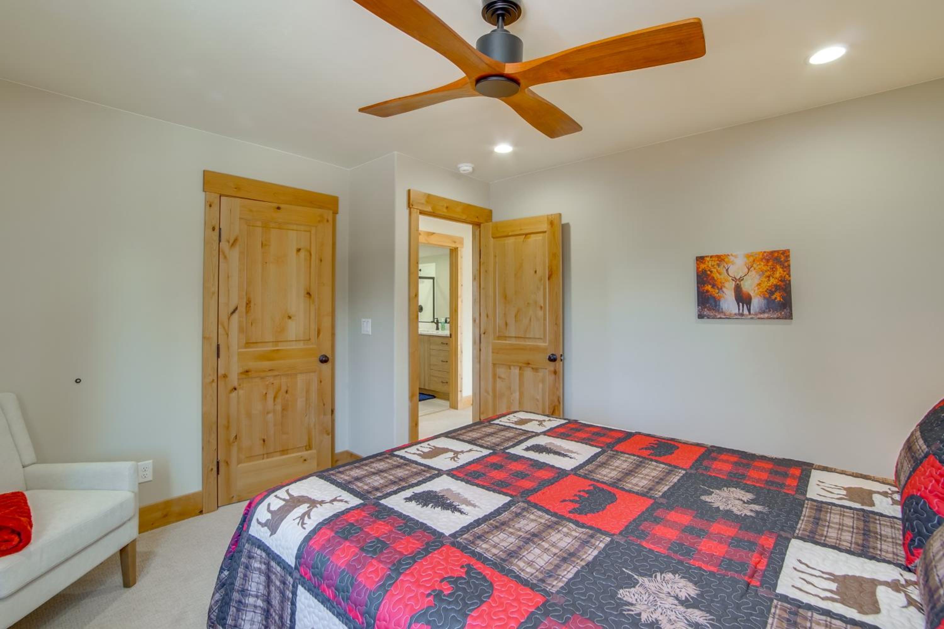 5 Mins to Brian Head Resort Family Gem with Views