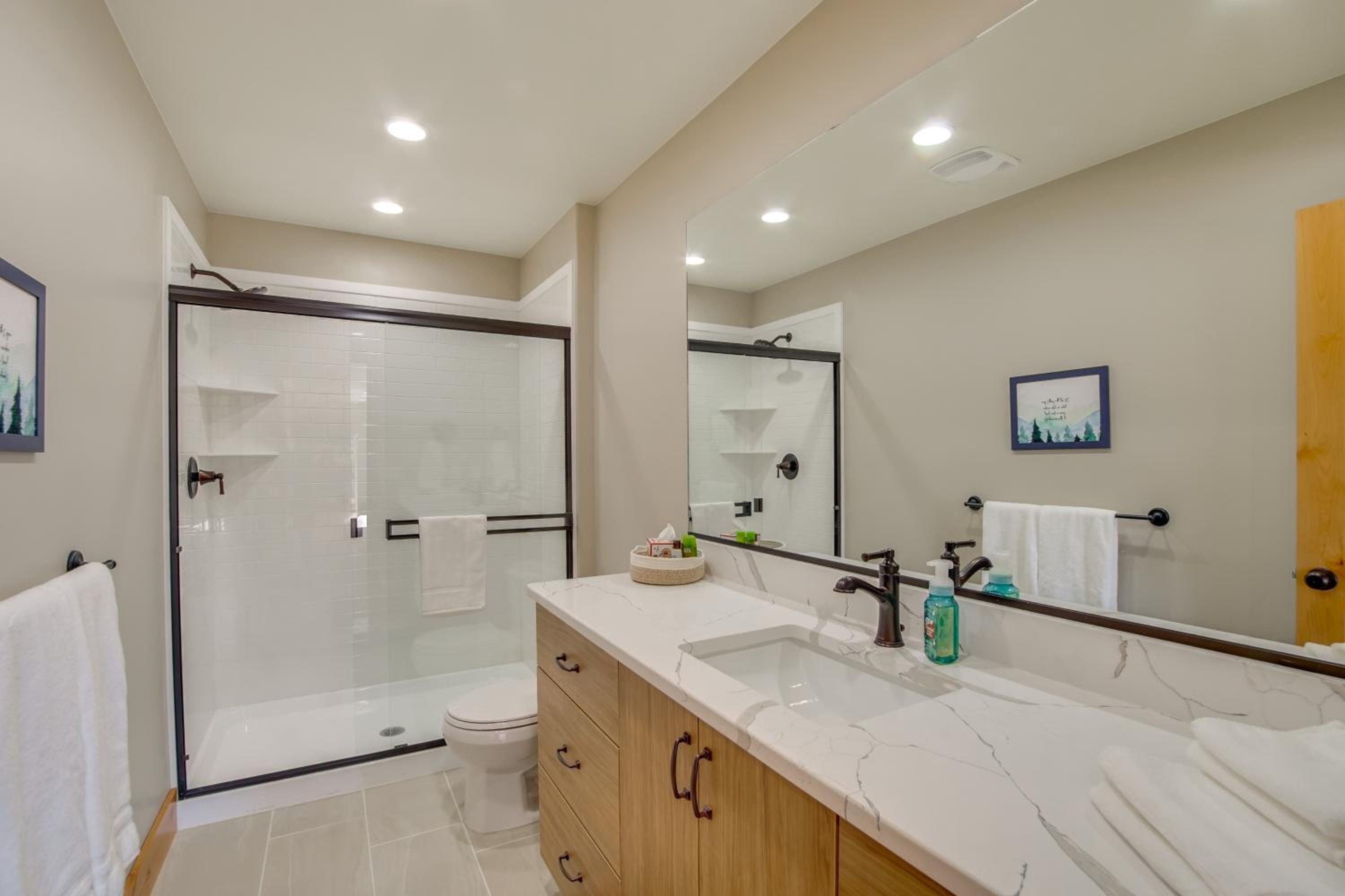 5 Mins to Brian Head Resort Family Gem with Views