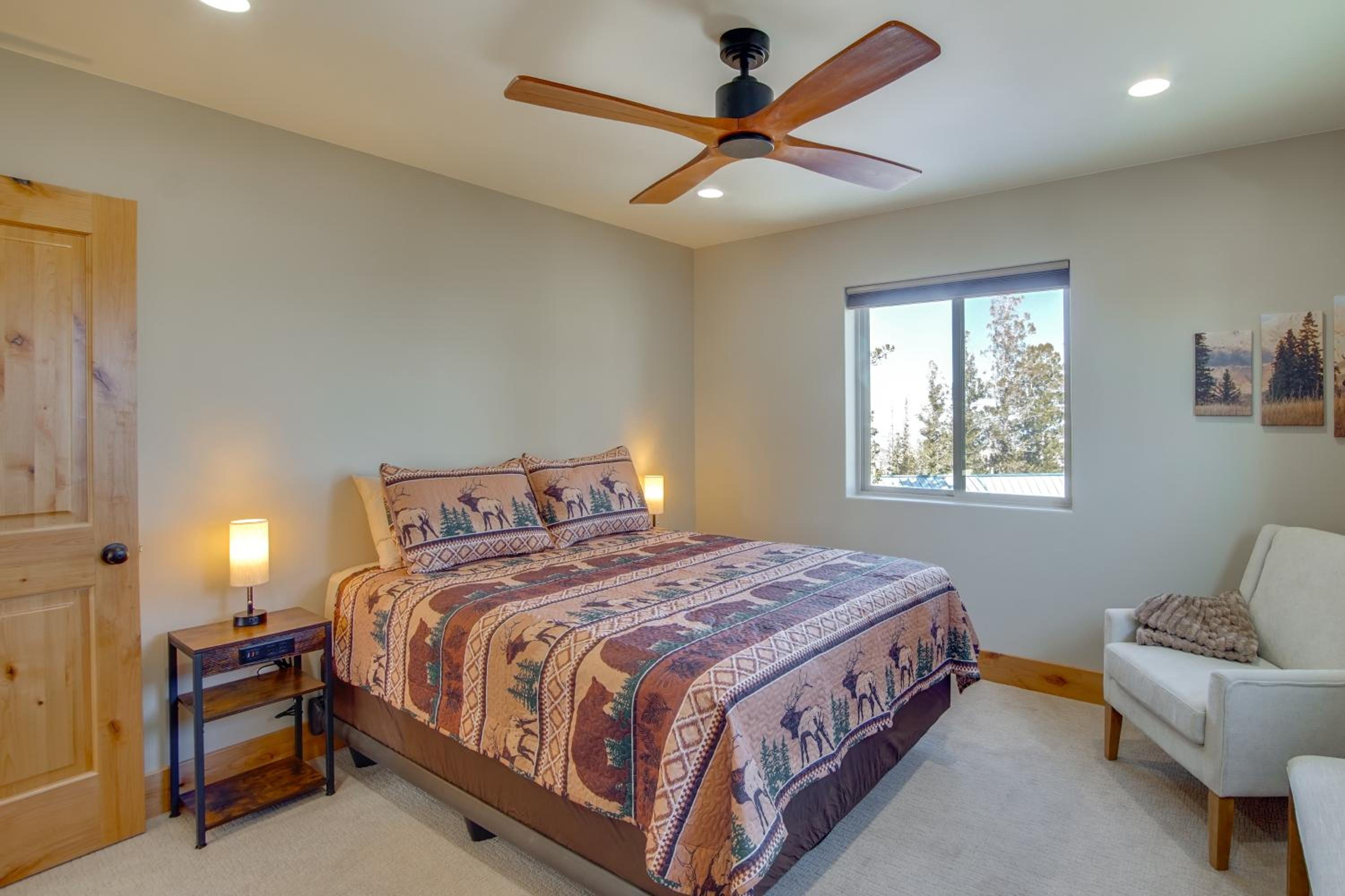 5 Mins to Brian Head Resort Family Gem with Views