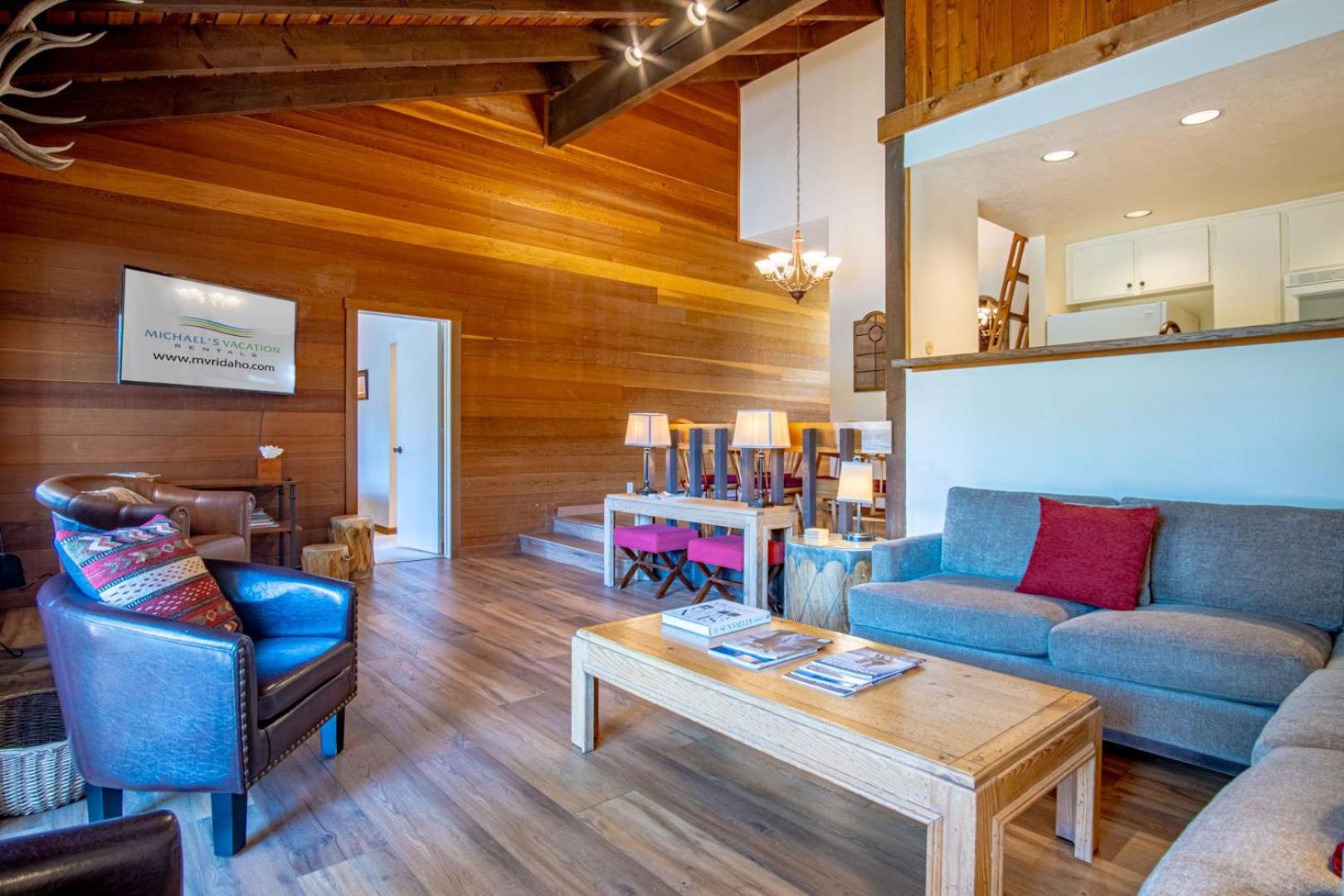 Snow Creek 1541 - Ski-in/Ski-out + Pool & Hot Tub