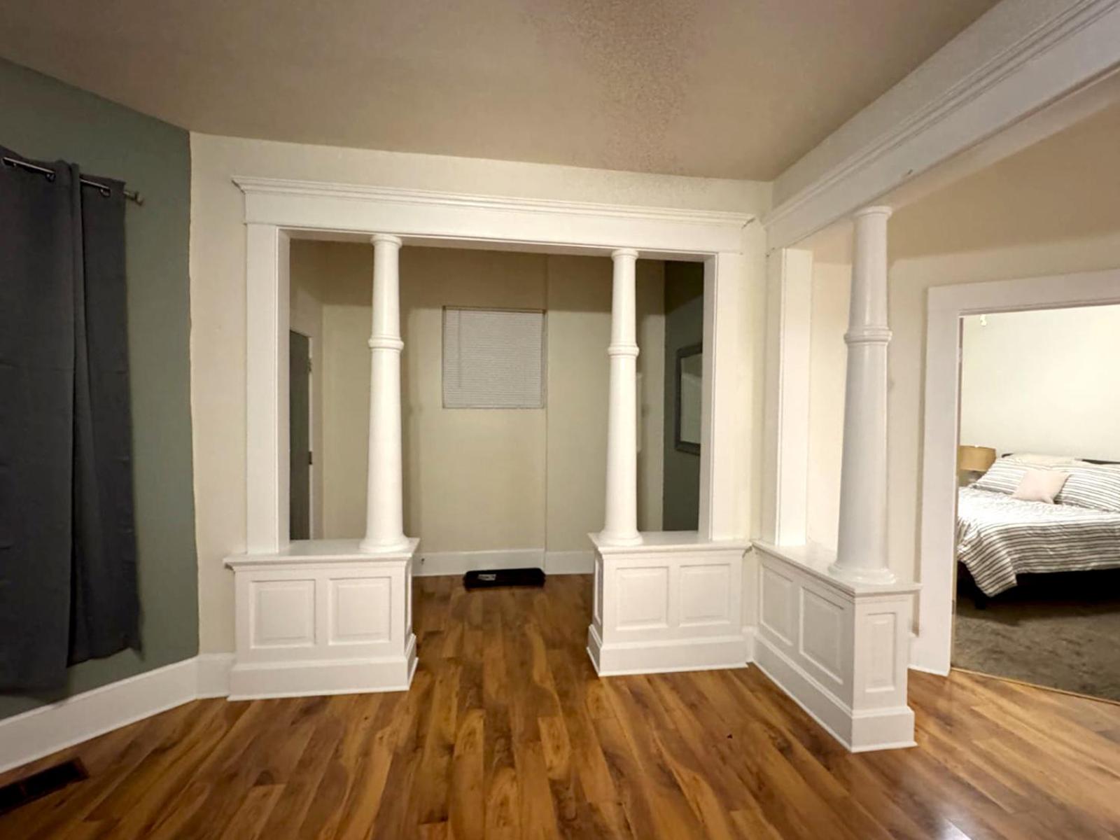 Downtown 1BR Stay Walk to Cafes & Parks