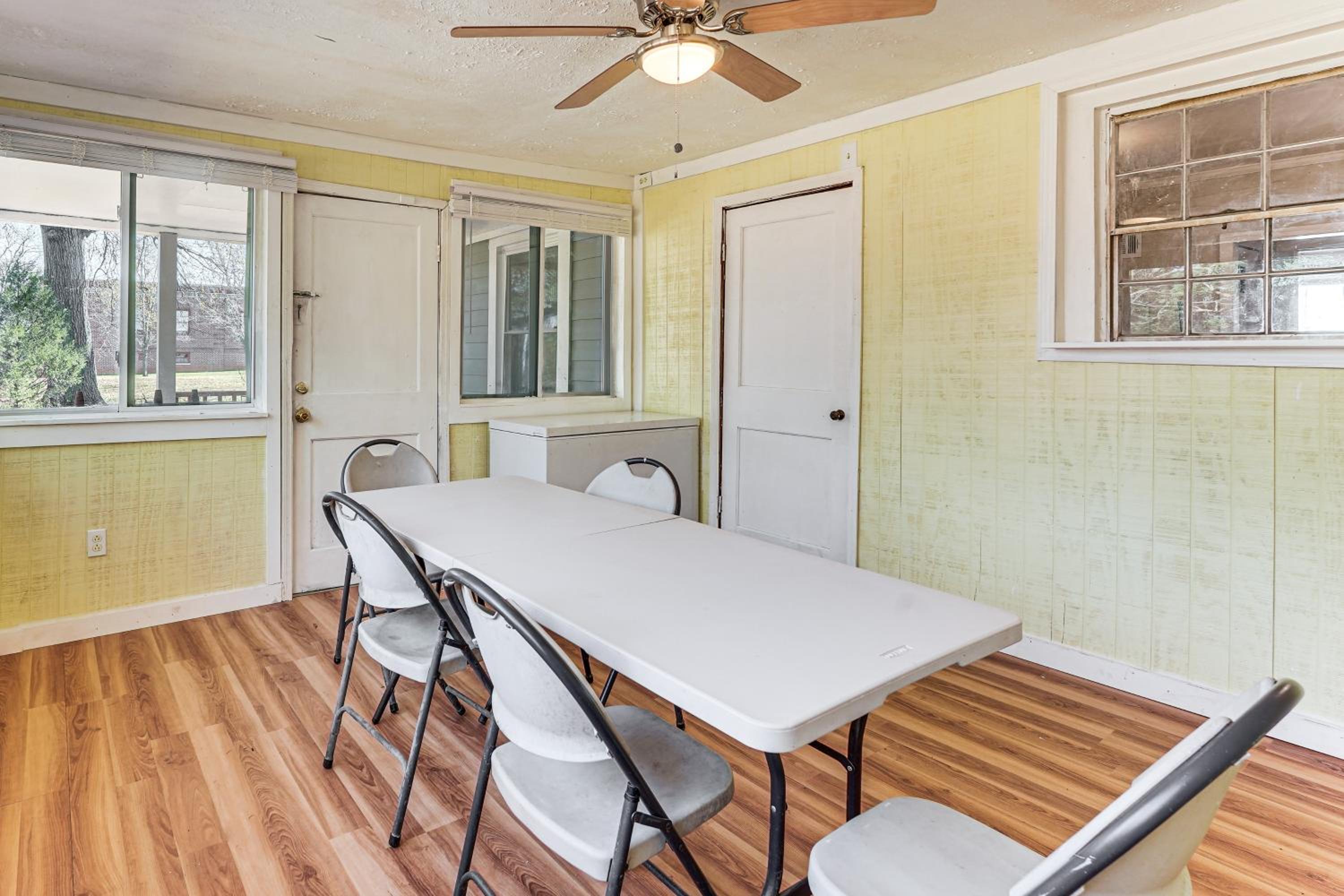 Walk to AH Stephens State Park! Pet-Friendly Home
