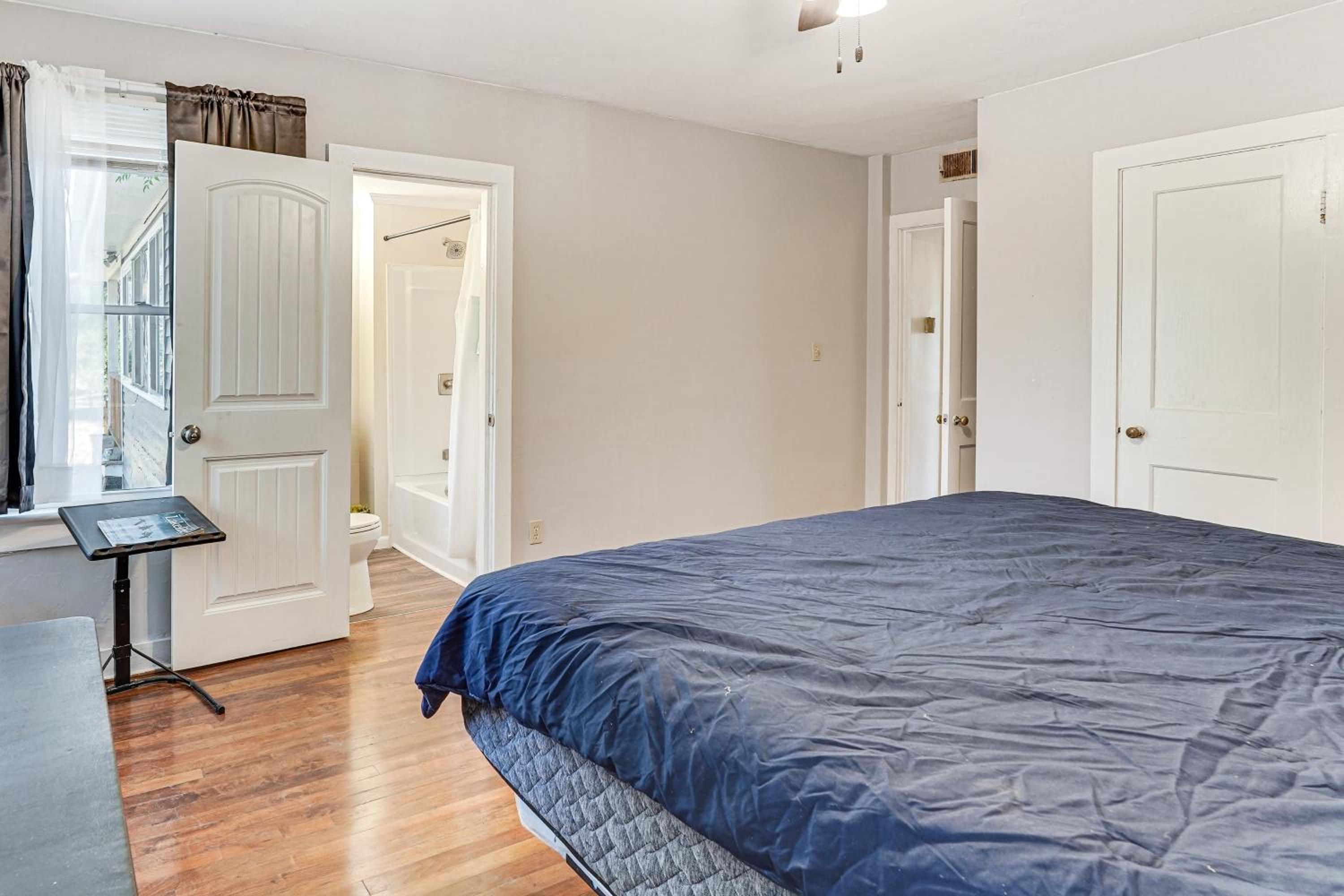 Walk to AH Stephens State Park! Pet-Friendly Home