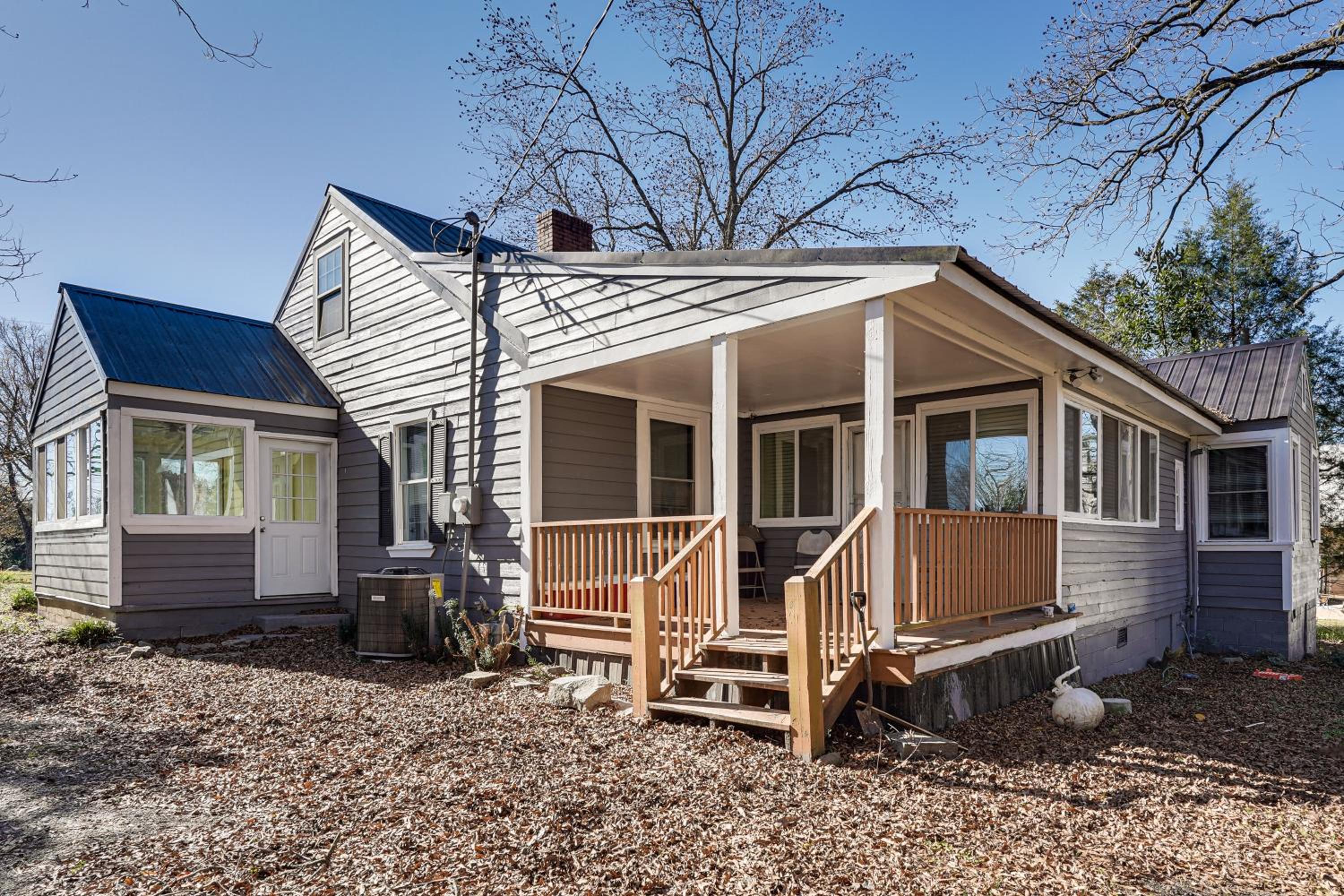 Walk to AH Stephens State Park! Pet-Friendly Home