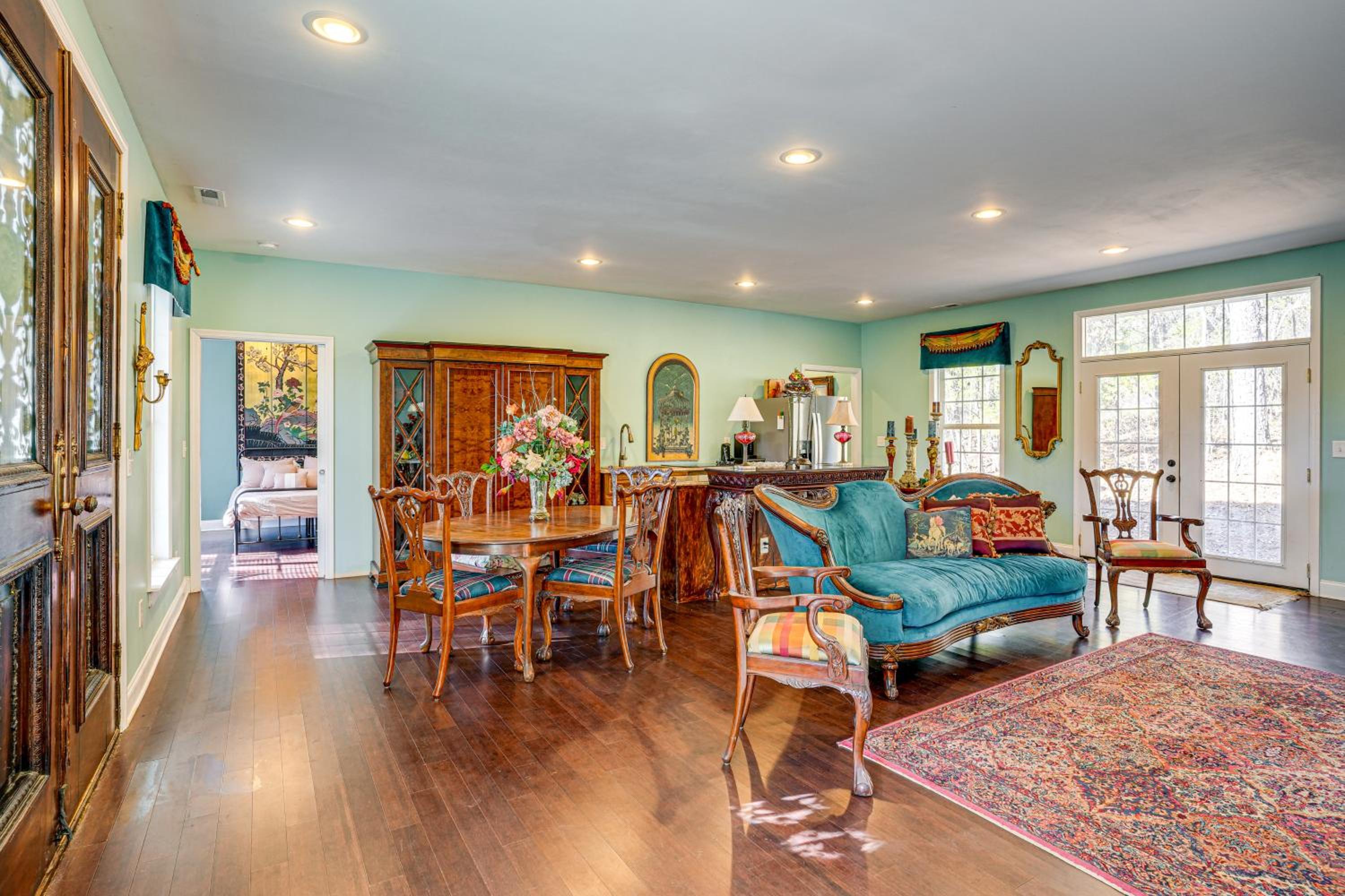 Hike, Fish and Explore Chattanooga! Lake-View Home