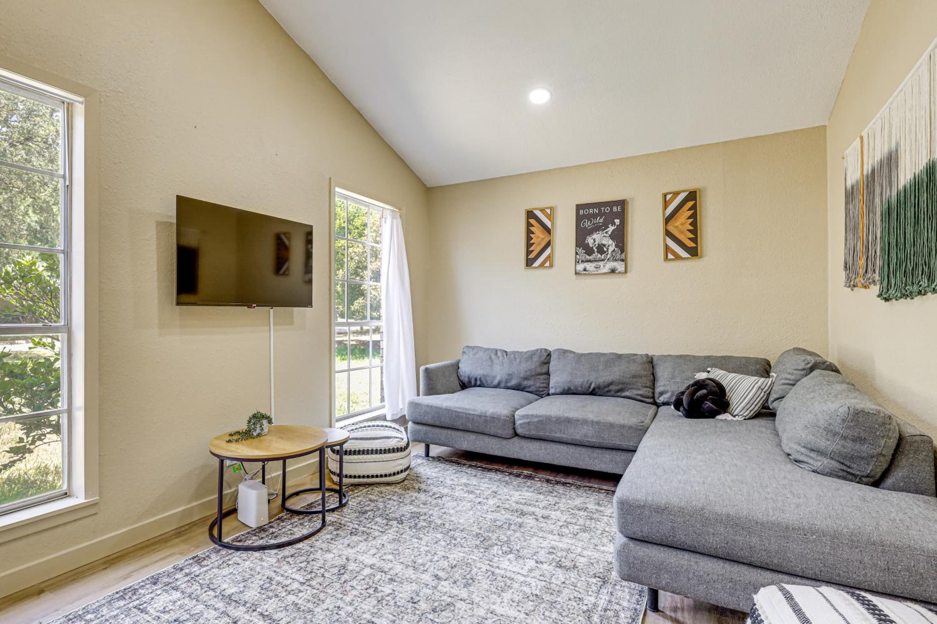 3 Mi to Dtwn Temple Group-Ready Home with Yard