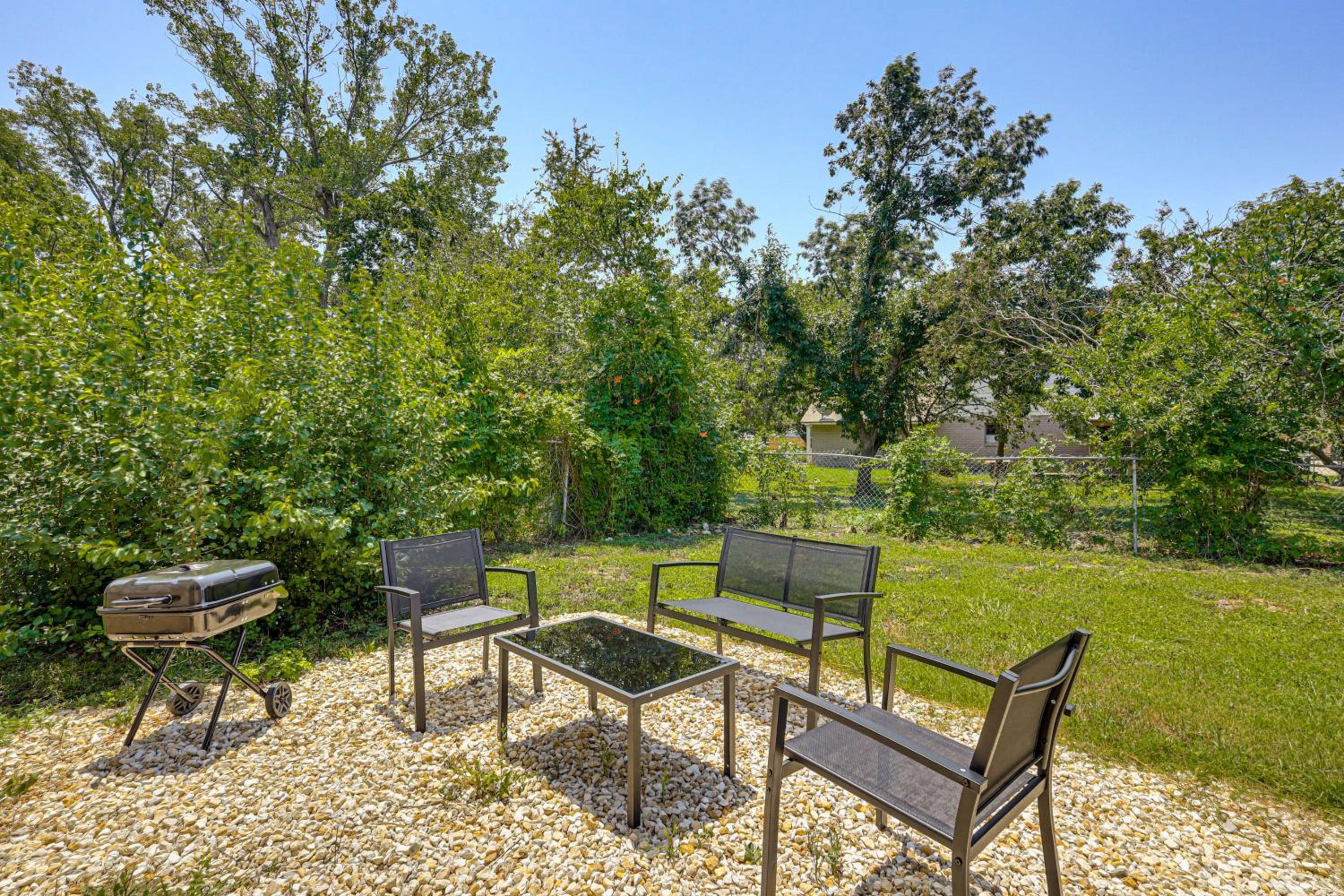 3 Mi to Dtwn Temple Group-Ready Home with Yard