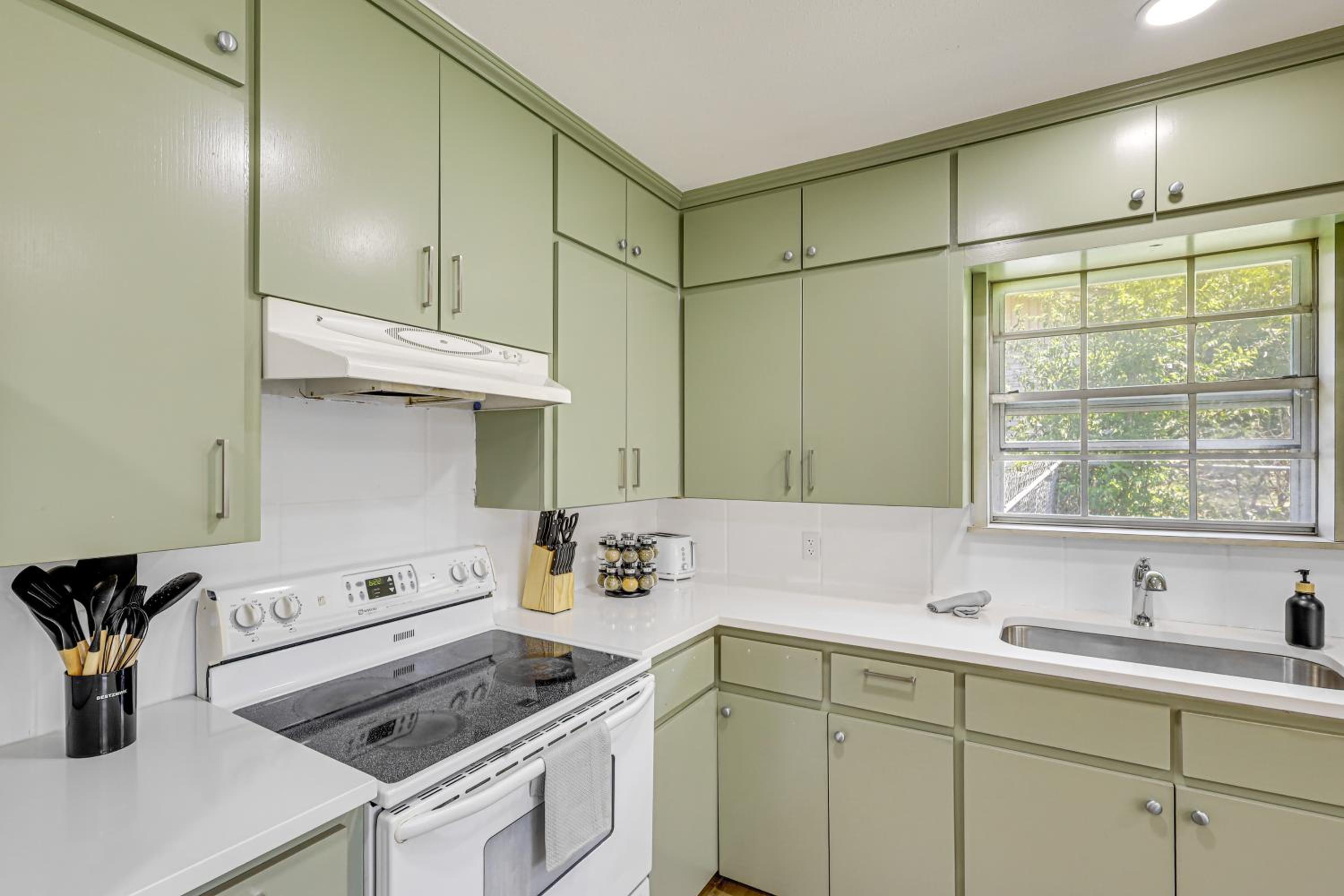 3 Mi to Dtwn Temple Group-Ready Home with Yard