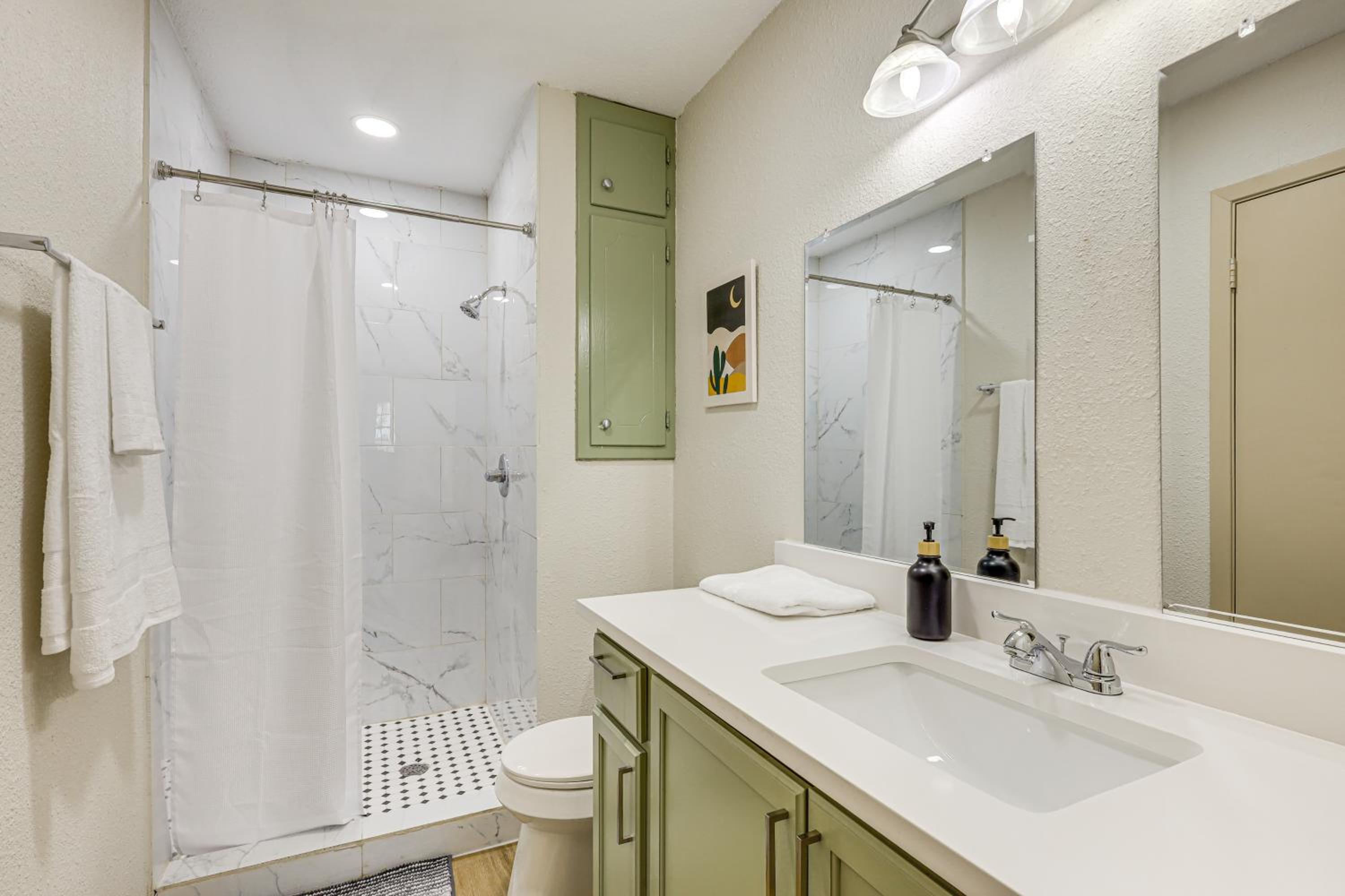 3 Mi to Dtwn Temple Group-Ready Home with Yard