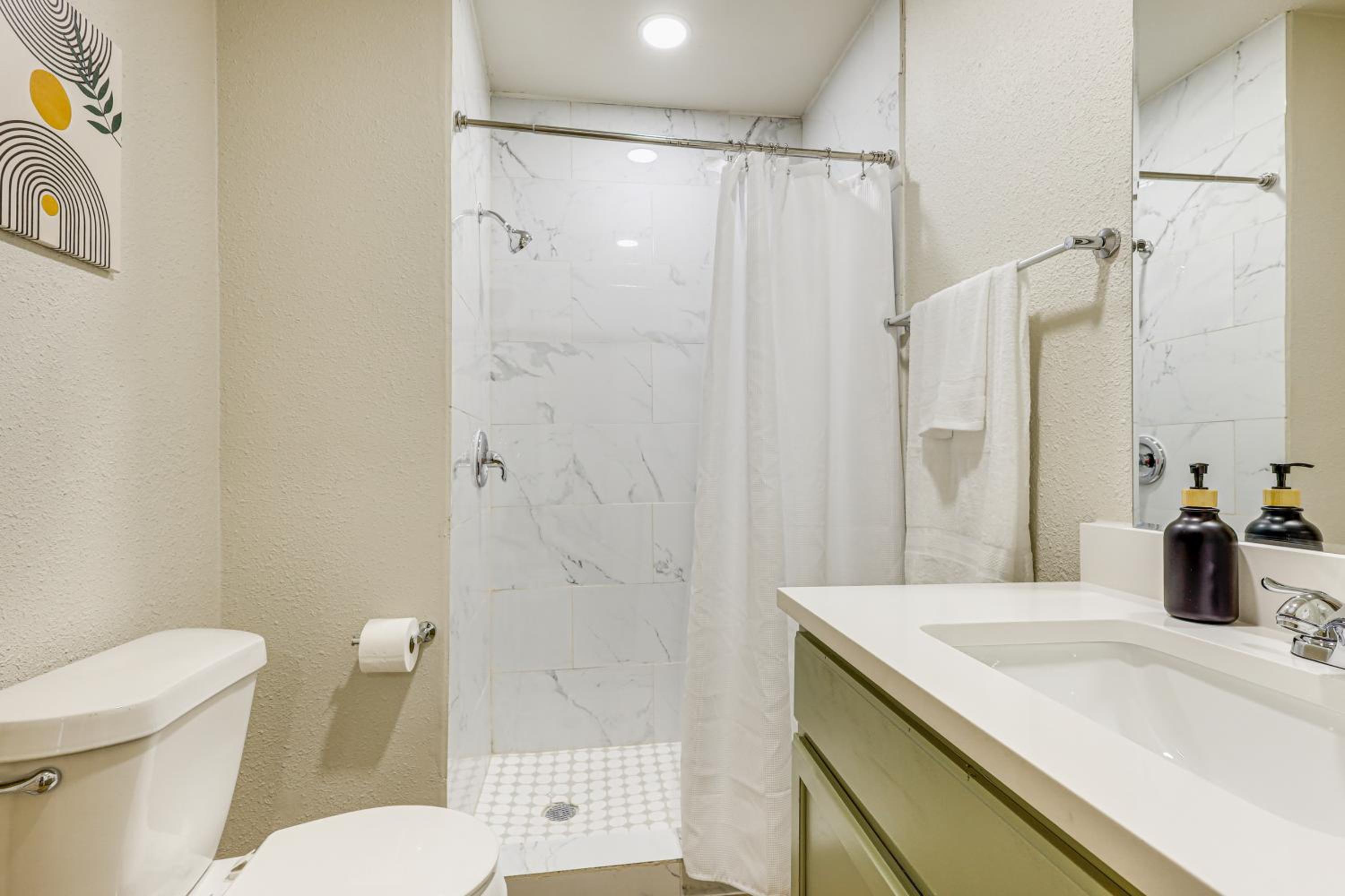 3 Mi to Dtwn Temple Group-Ready Home with Yard