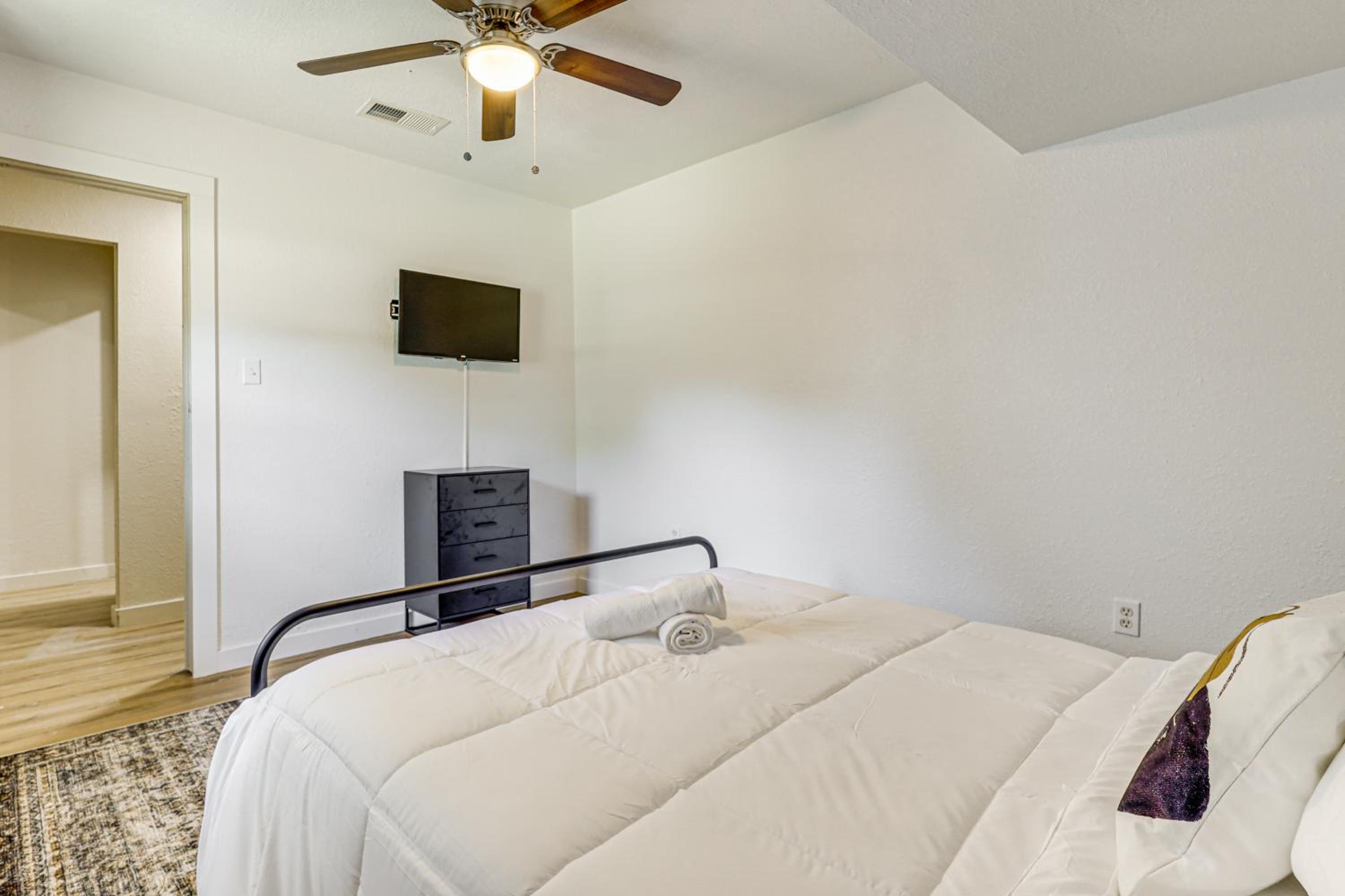 3 Mi to Dtwn Temple Group-Ready Home with Yard