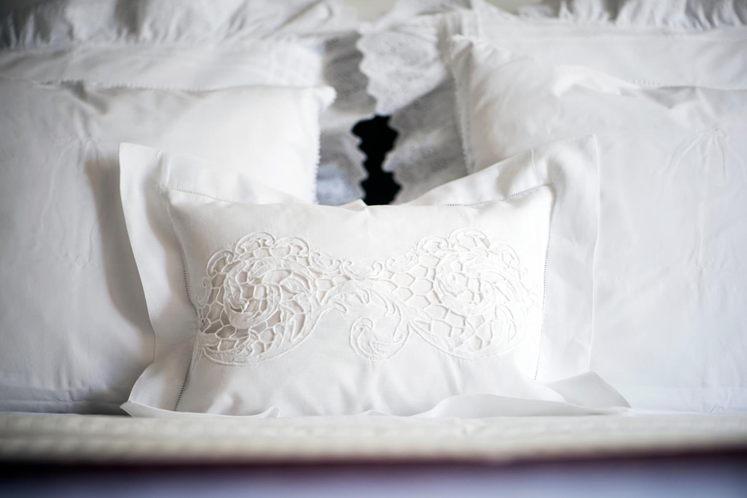 The Herring's Residence - Stylish Private Cottage with Breakfast in Historic Center - Adults-Only