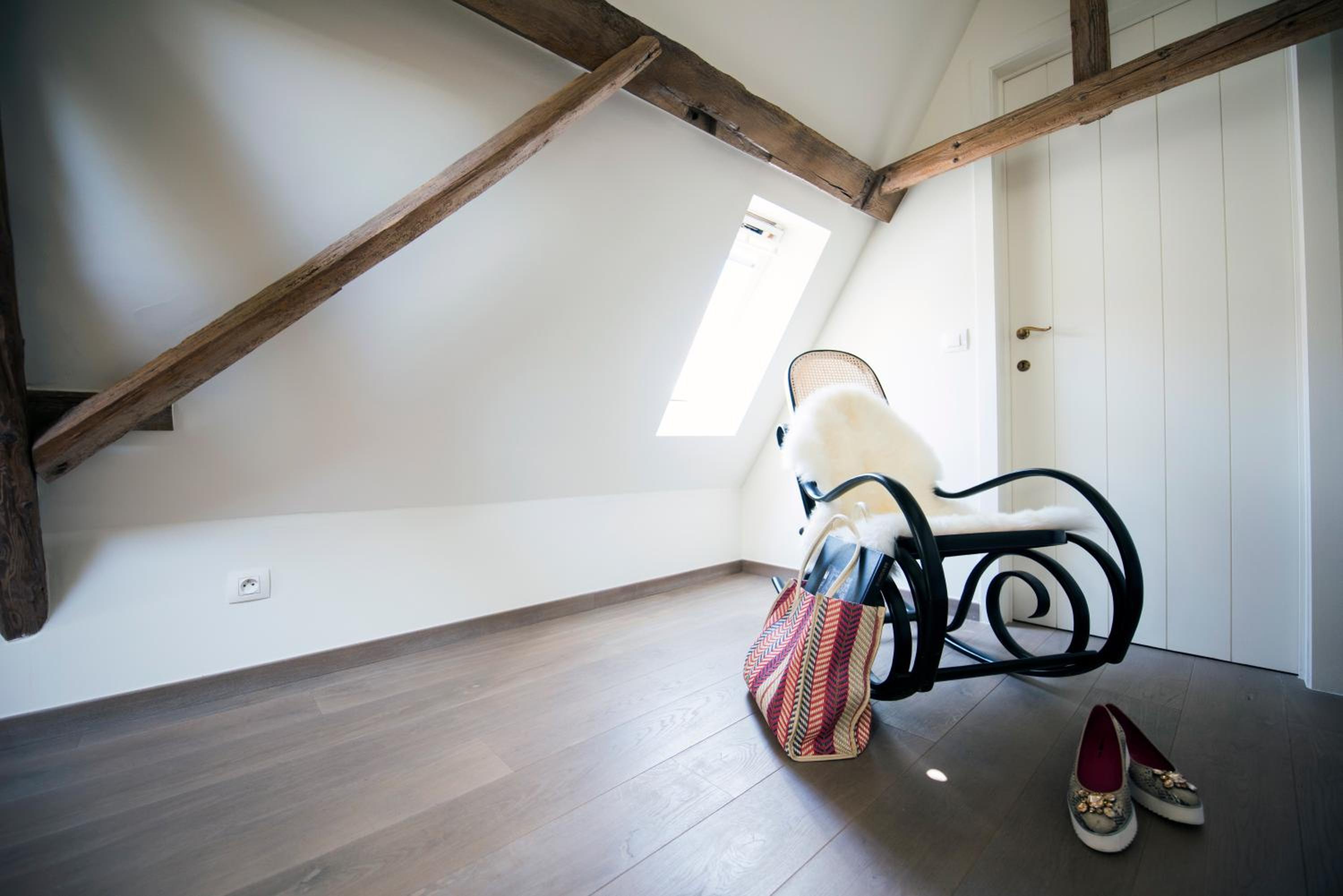 The Herring's Residence - Stylish Private Cottage with Breakfast in Historic Center - Adults-Only