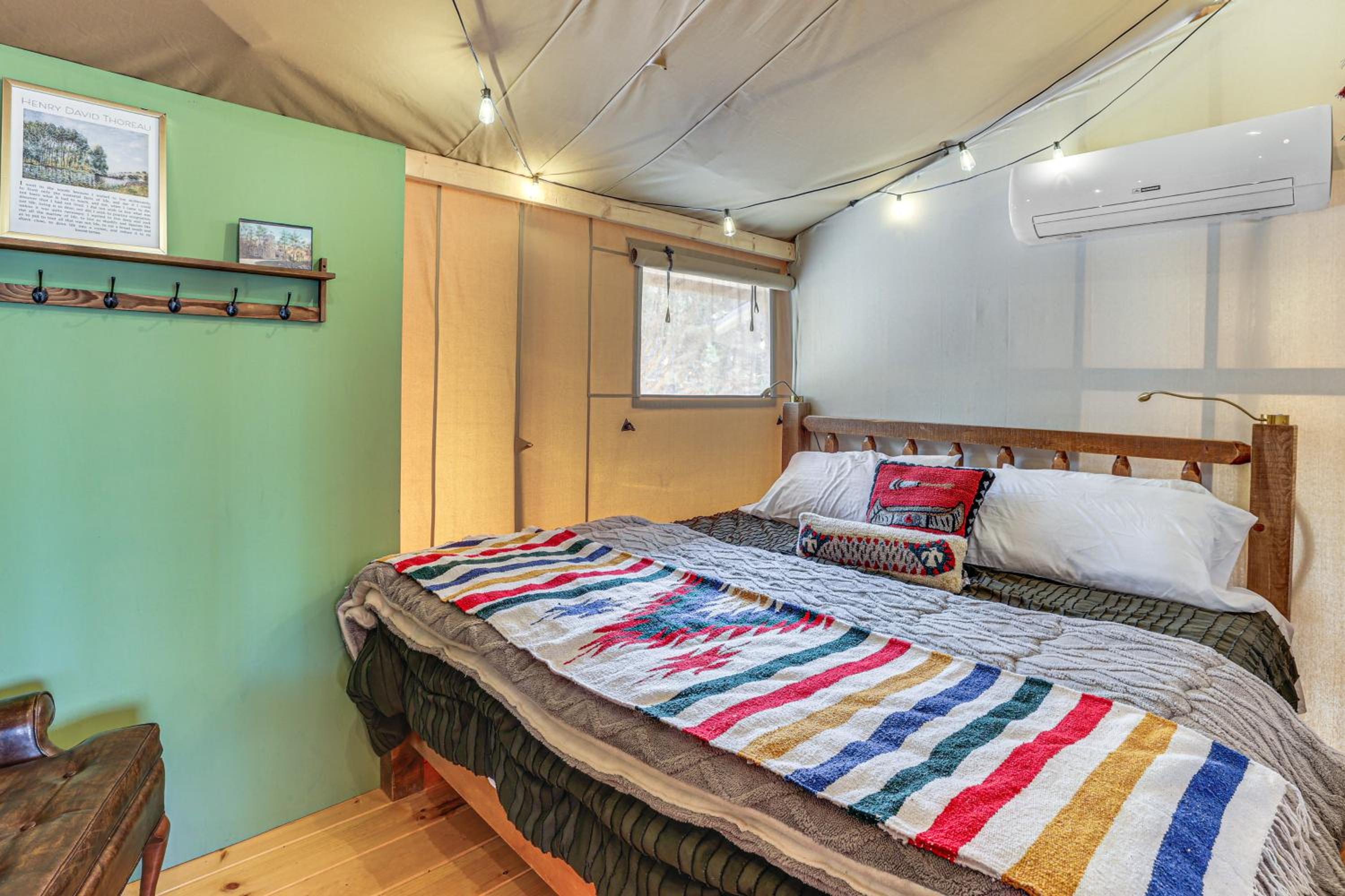 16 Mi to Lookout Mtn Glamping Tent with Hot Tub