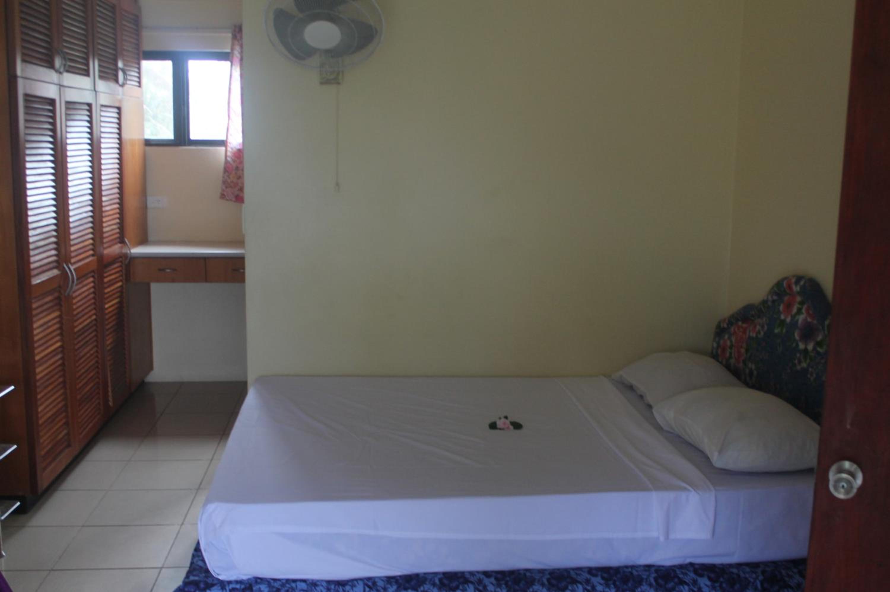 Shalini Garden Hotel & Apartments