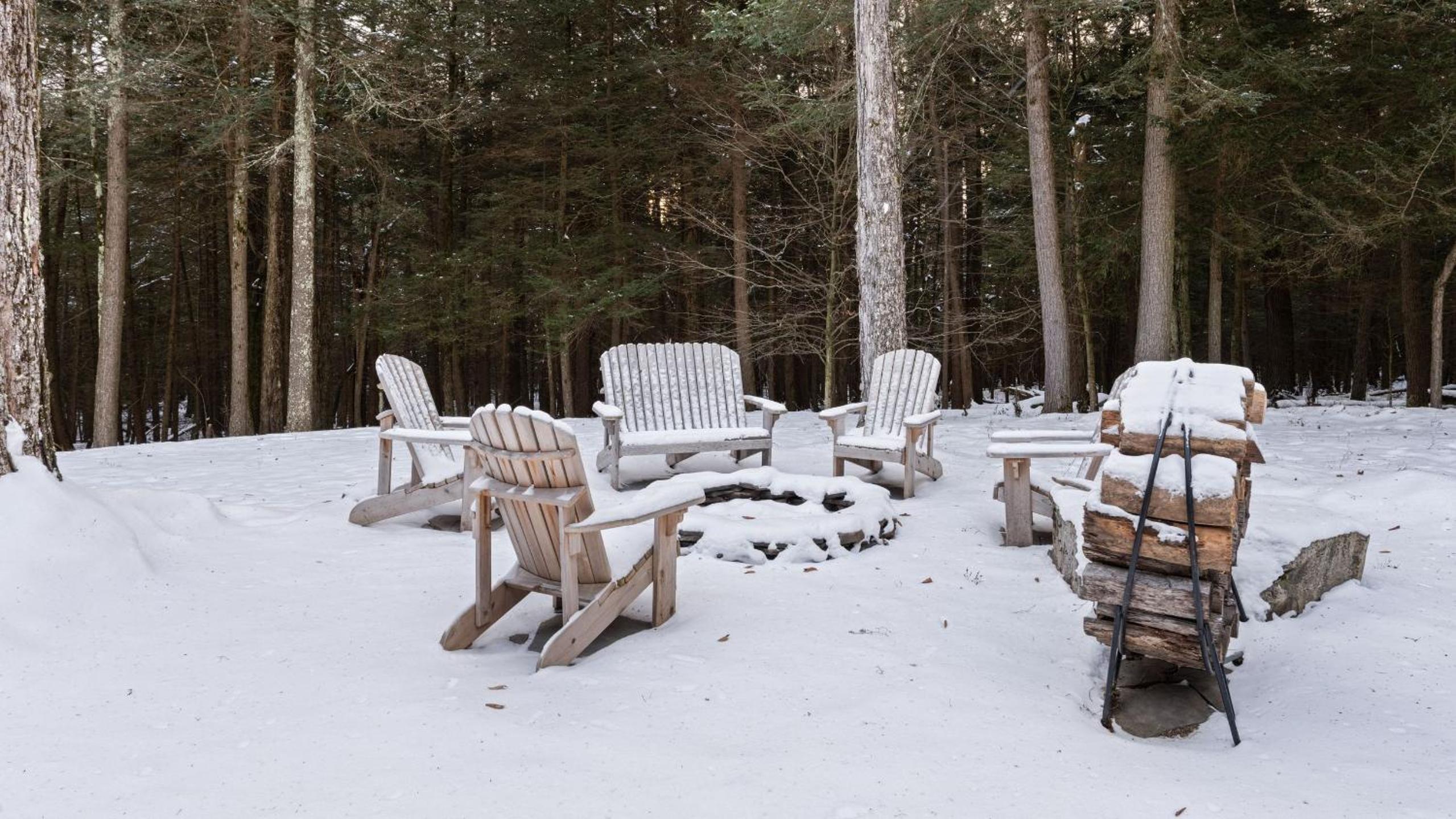 Catskills Mountain Home Near Windham w Fireplace Open Living Deer Run Lodge by AvantStay