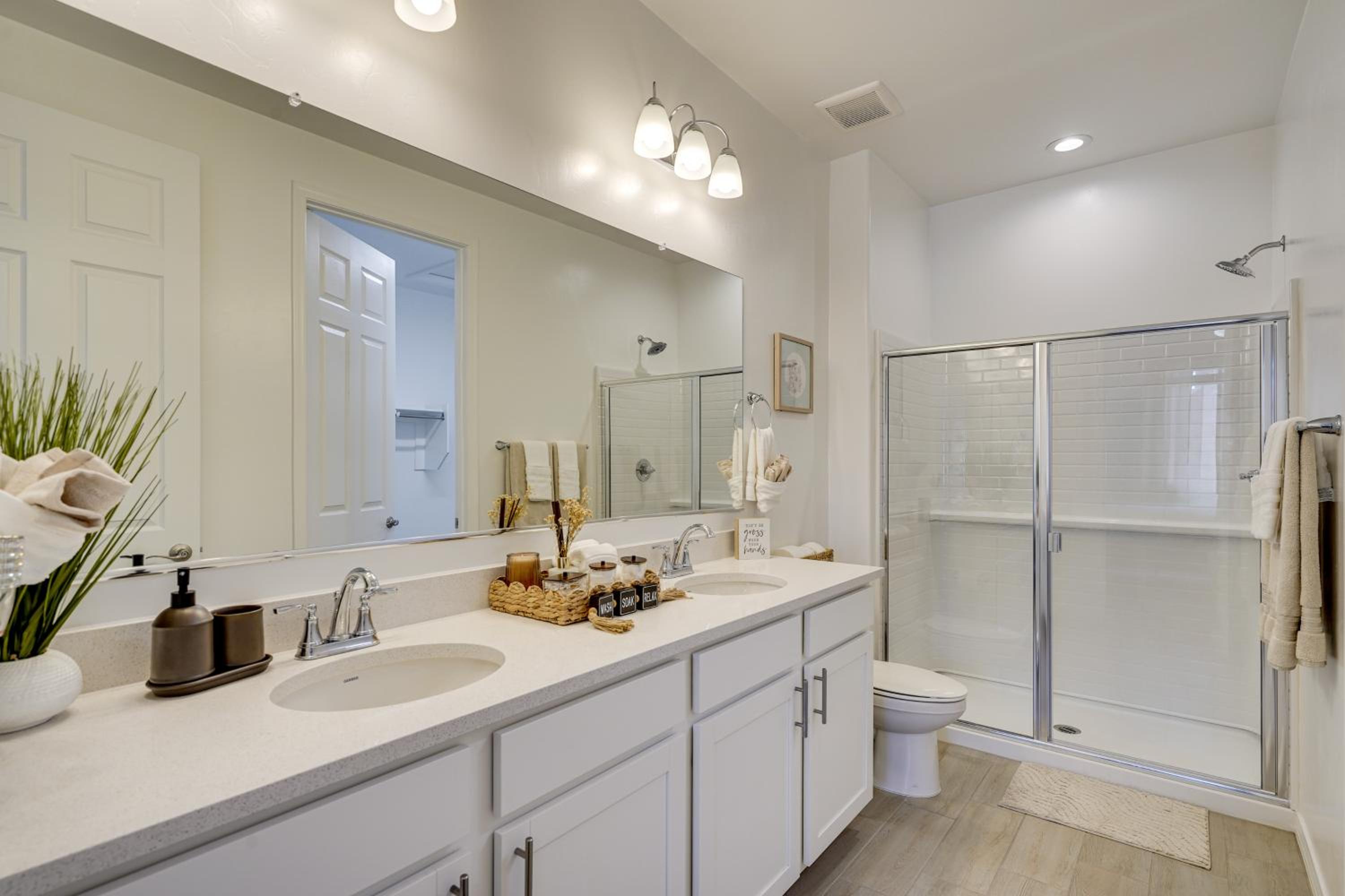 3 Mi to Casino Del Sol! Home with Dog-Friendly Yard