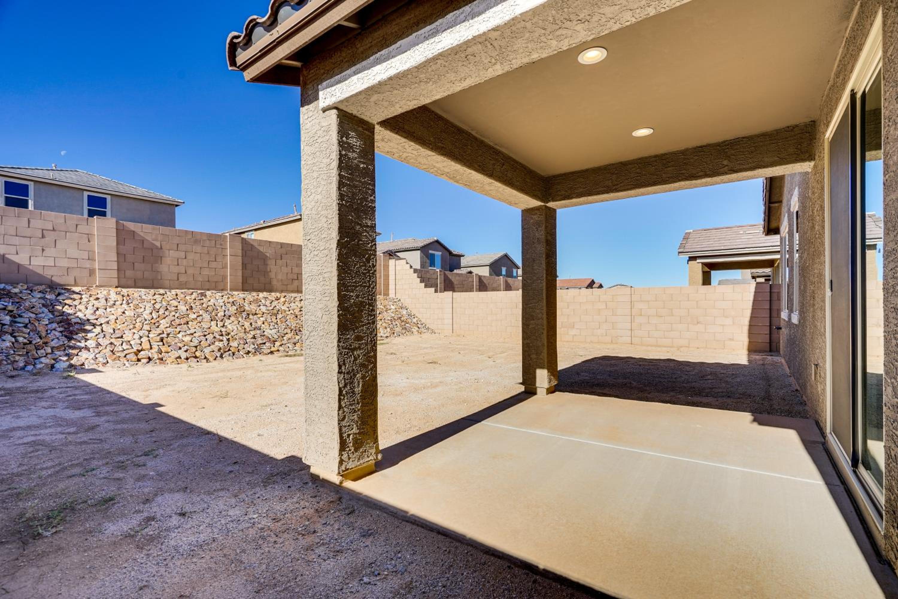 3 Mi to Casino Del Sol! Home with Dog-Friendly Yard