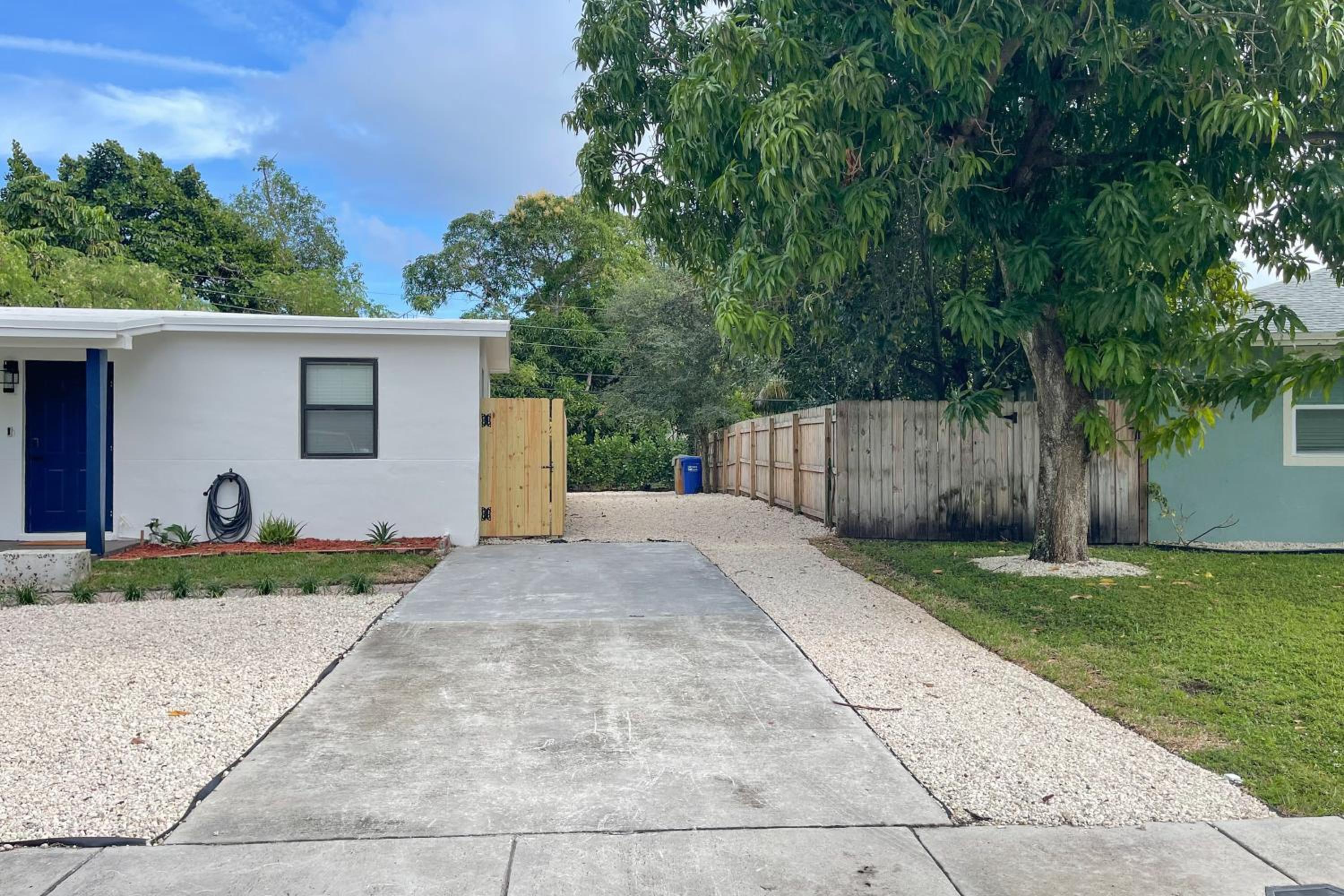 Flexible Family Living! Modern Pompano Beach Home