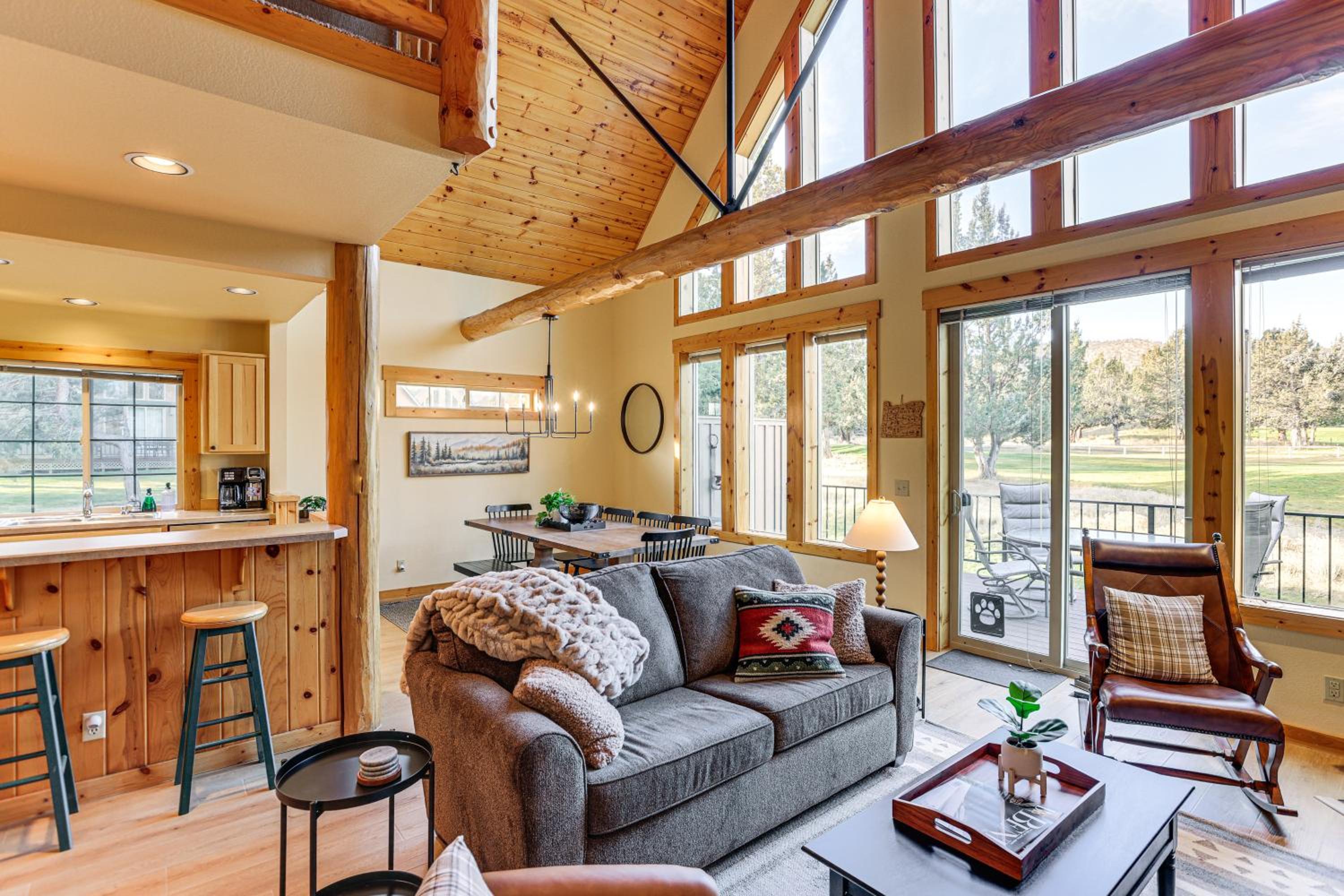 Game Room and 5 Pools Chalet at Eagle Crest Resort