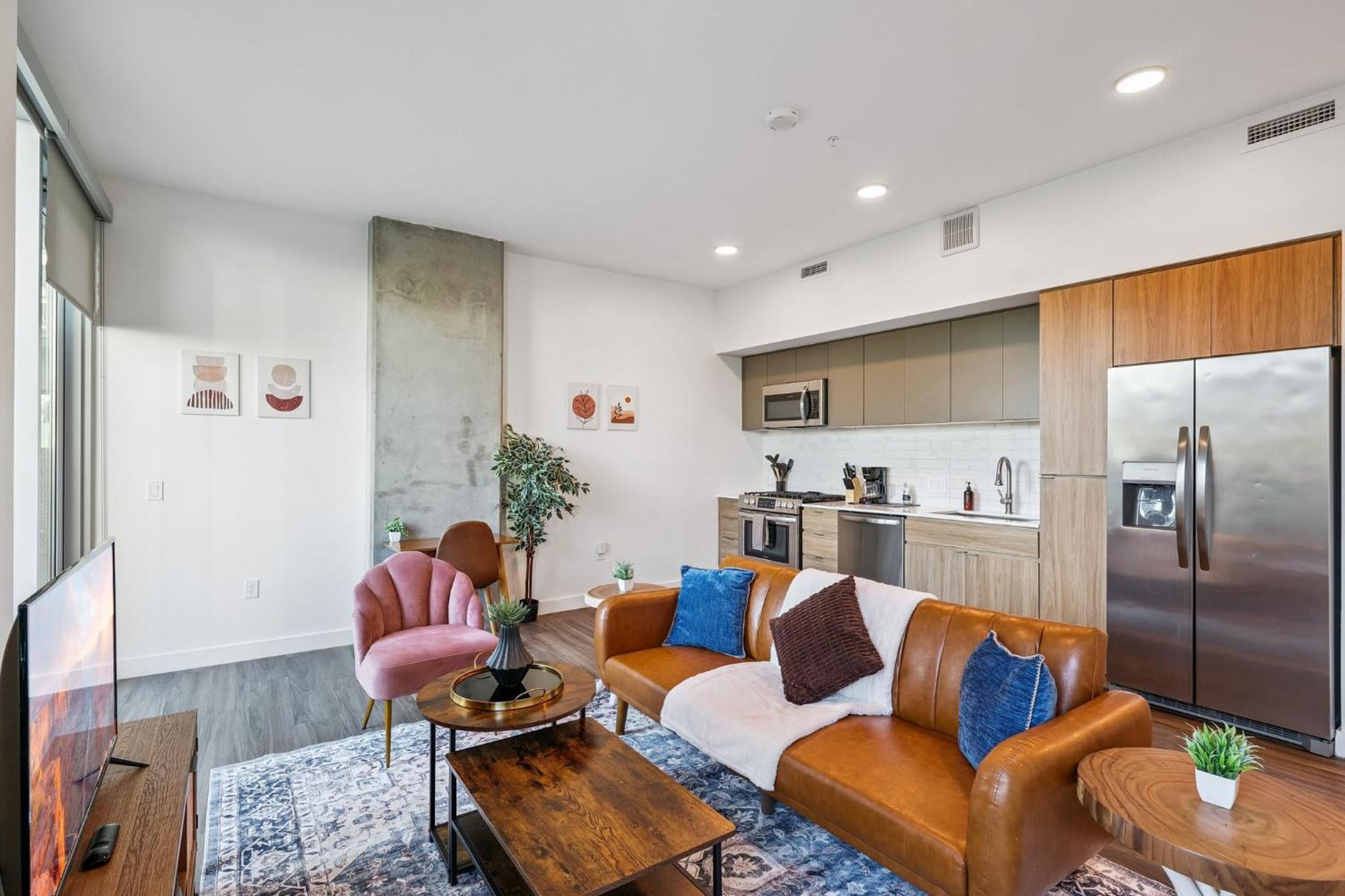 CozySuites at Adeline