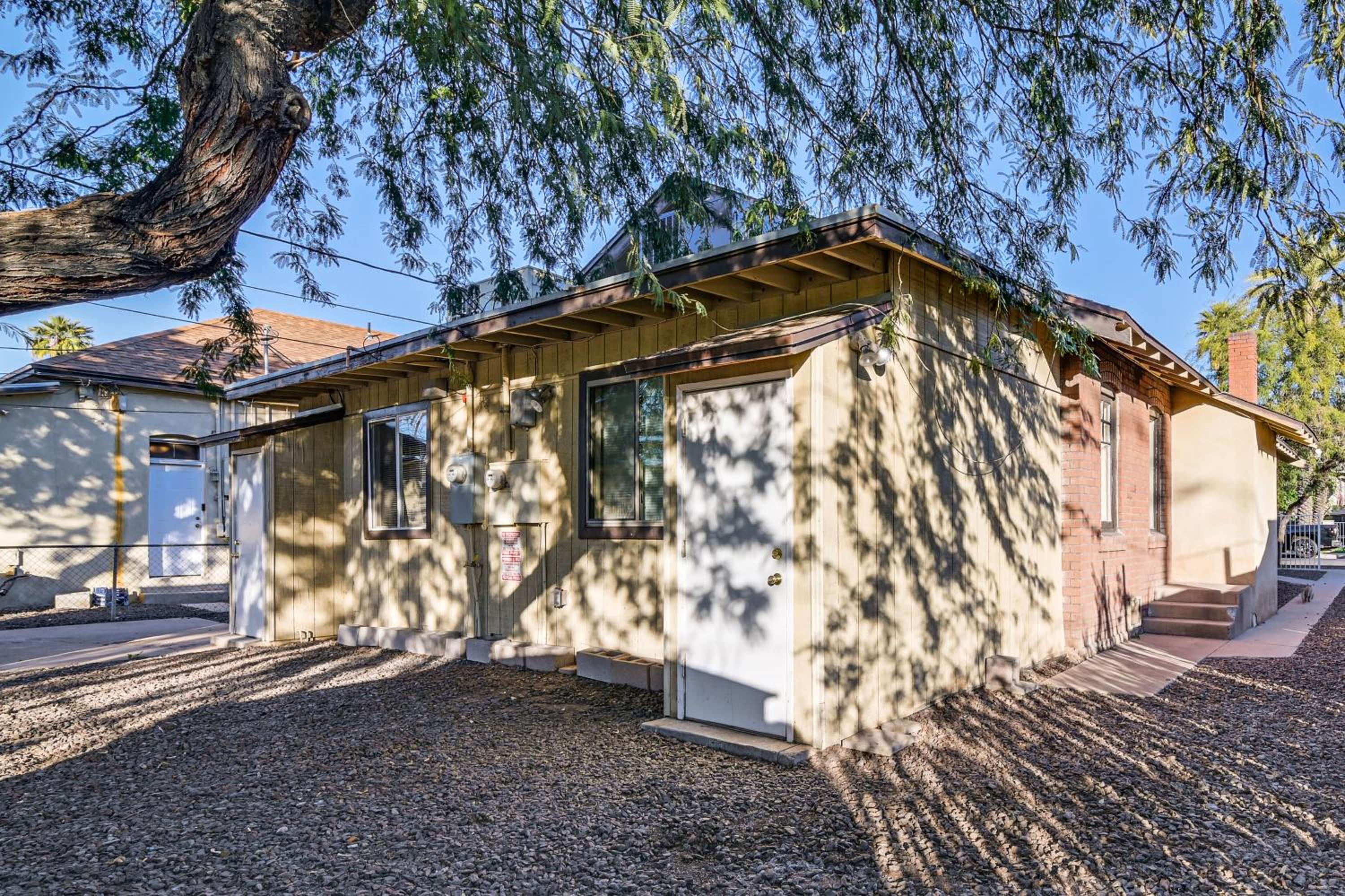 Walkable Haven 1 Mi to Dtwn Phoenix and Chase Field!