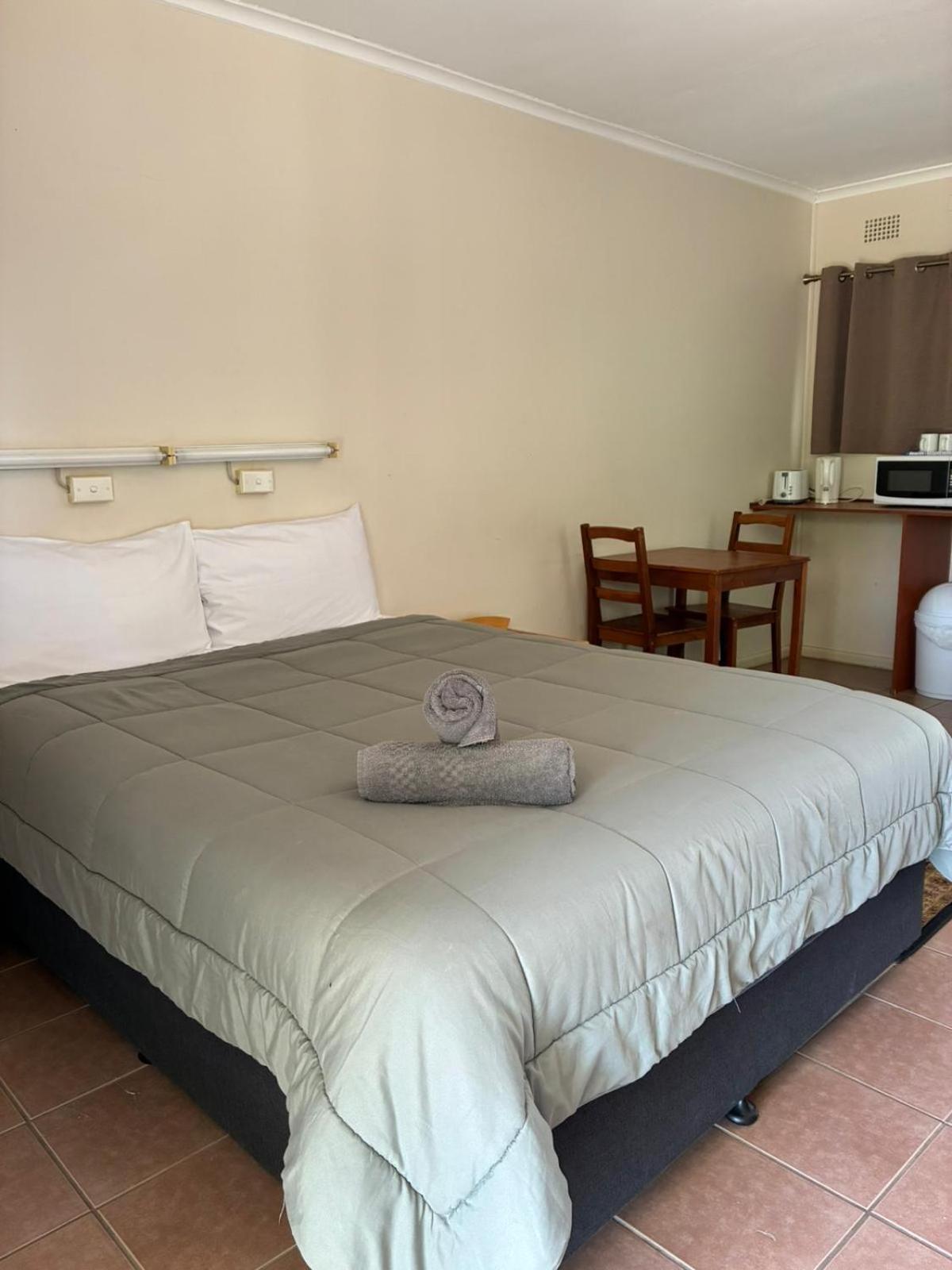 Wee Waa Motel