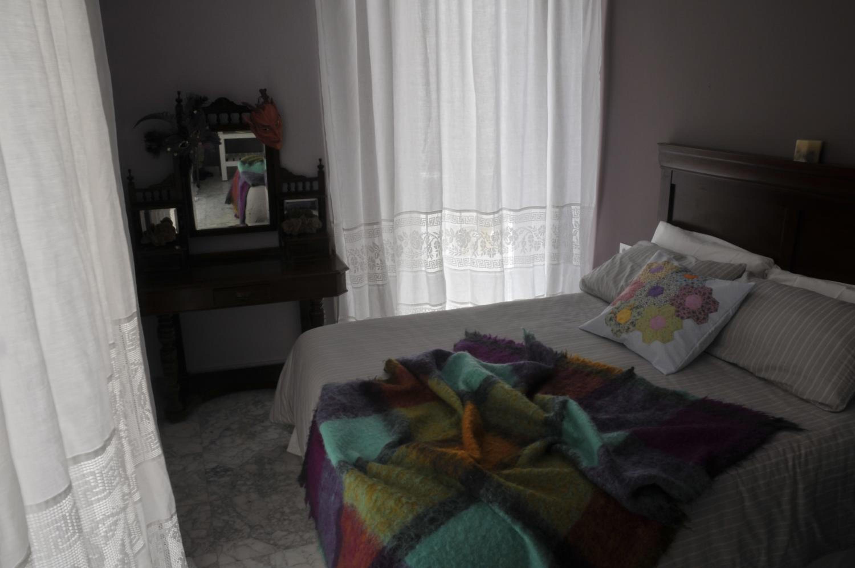 Photo 33