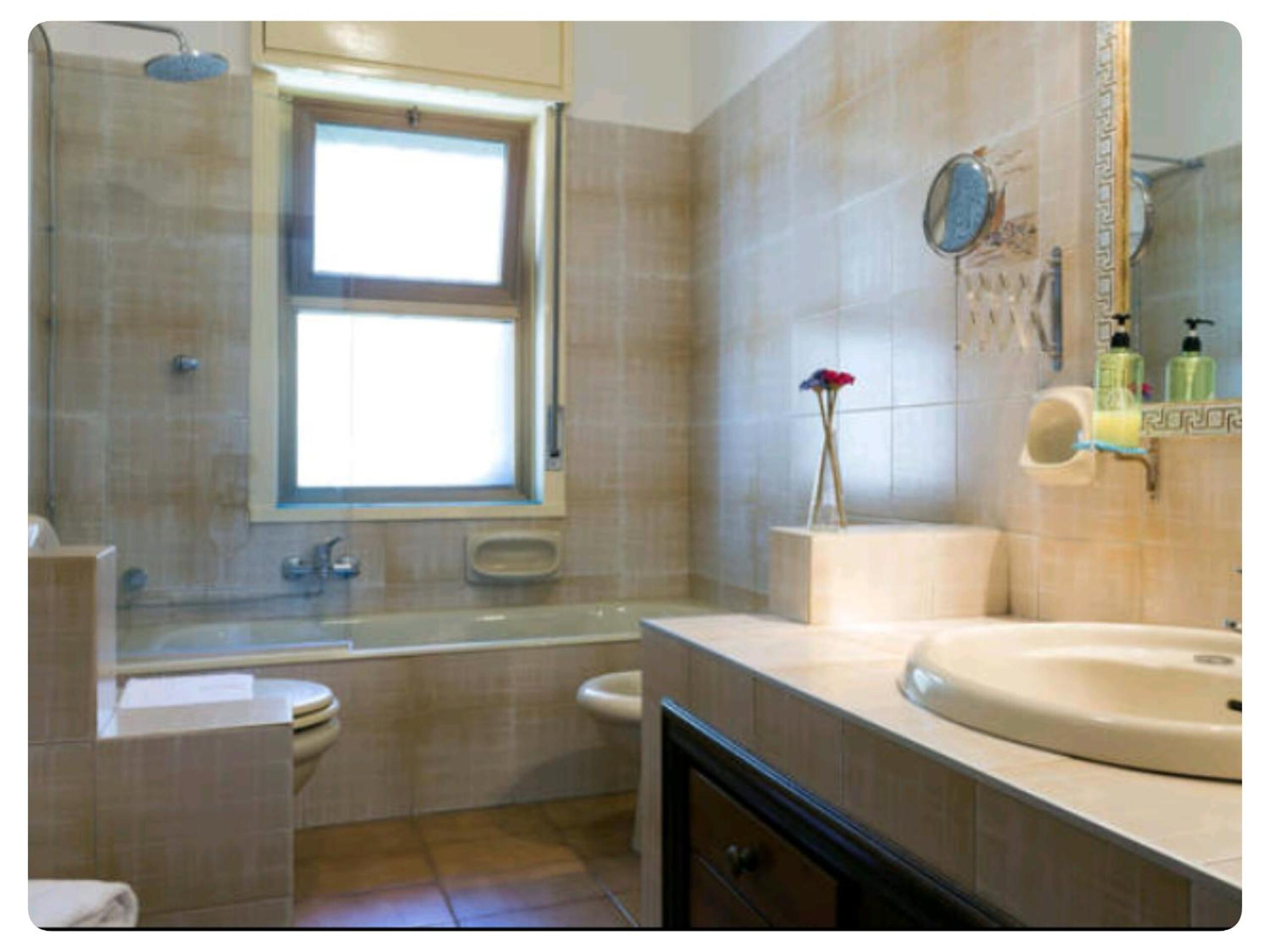 Bed & Breakfast Fontanarossa Airport -Private Parking-