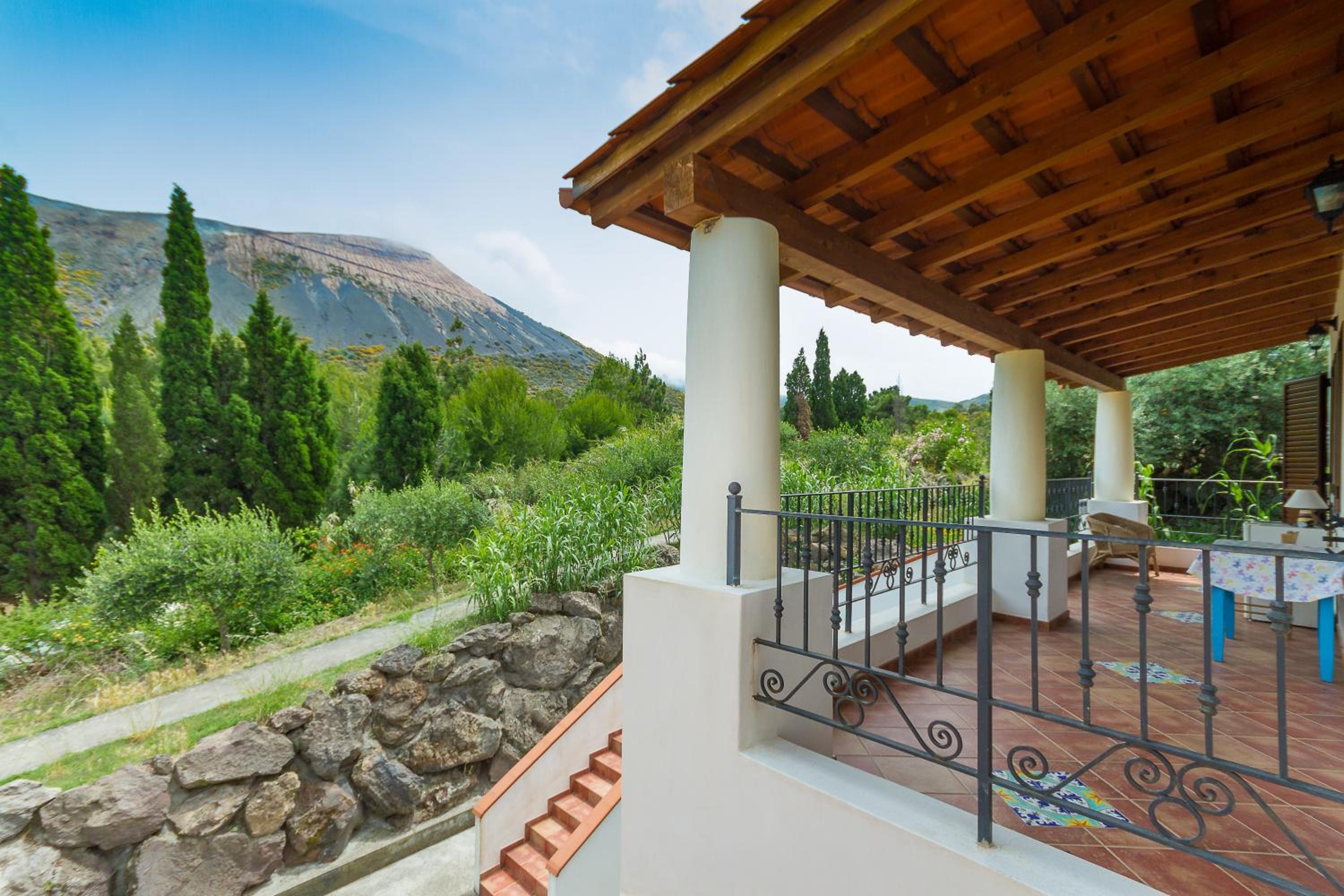 Vulcano Vacations - Casa Schmidt - Property Image 2