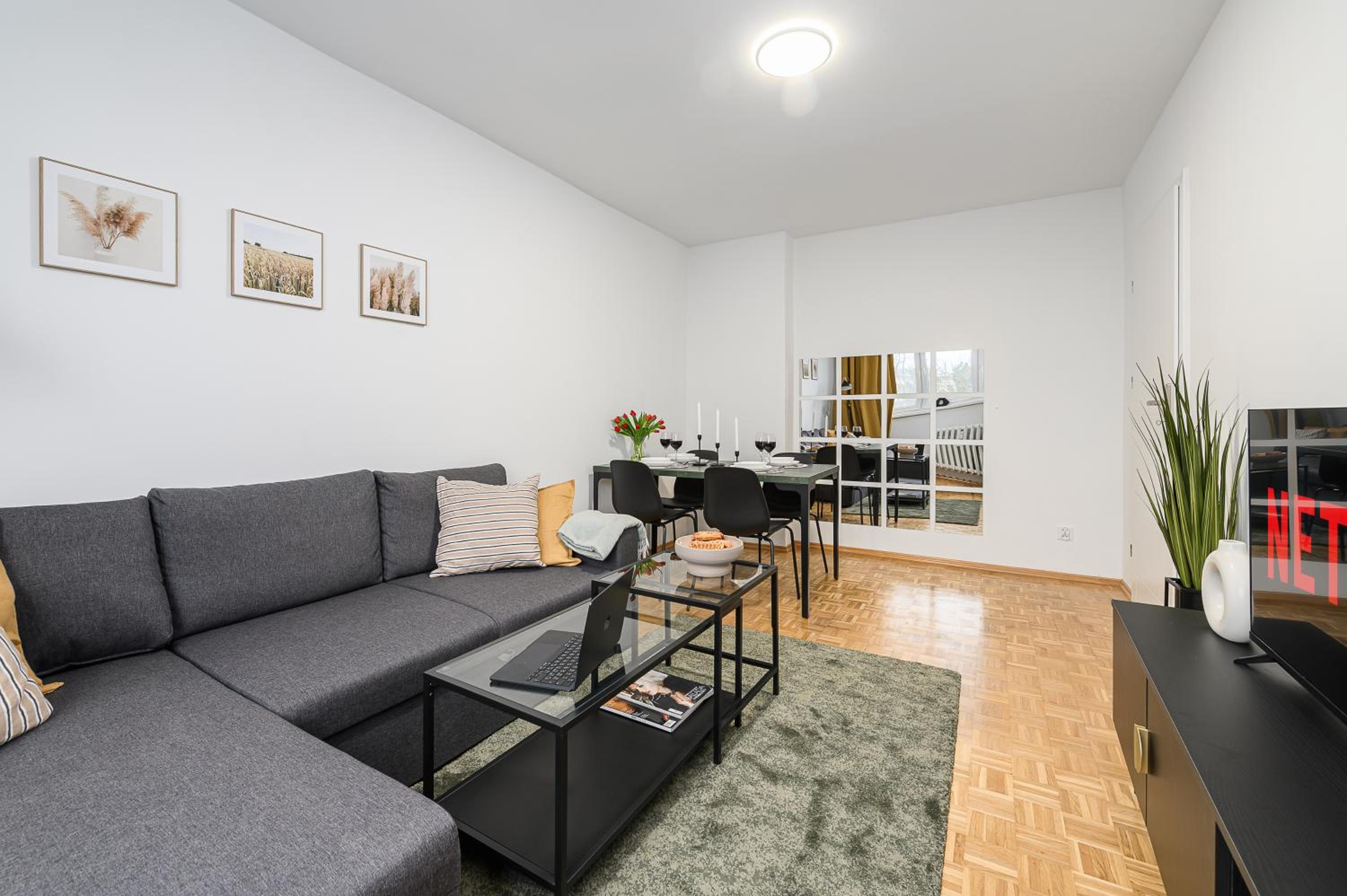 Lumina bright apartment near Łazienki Królewskie