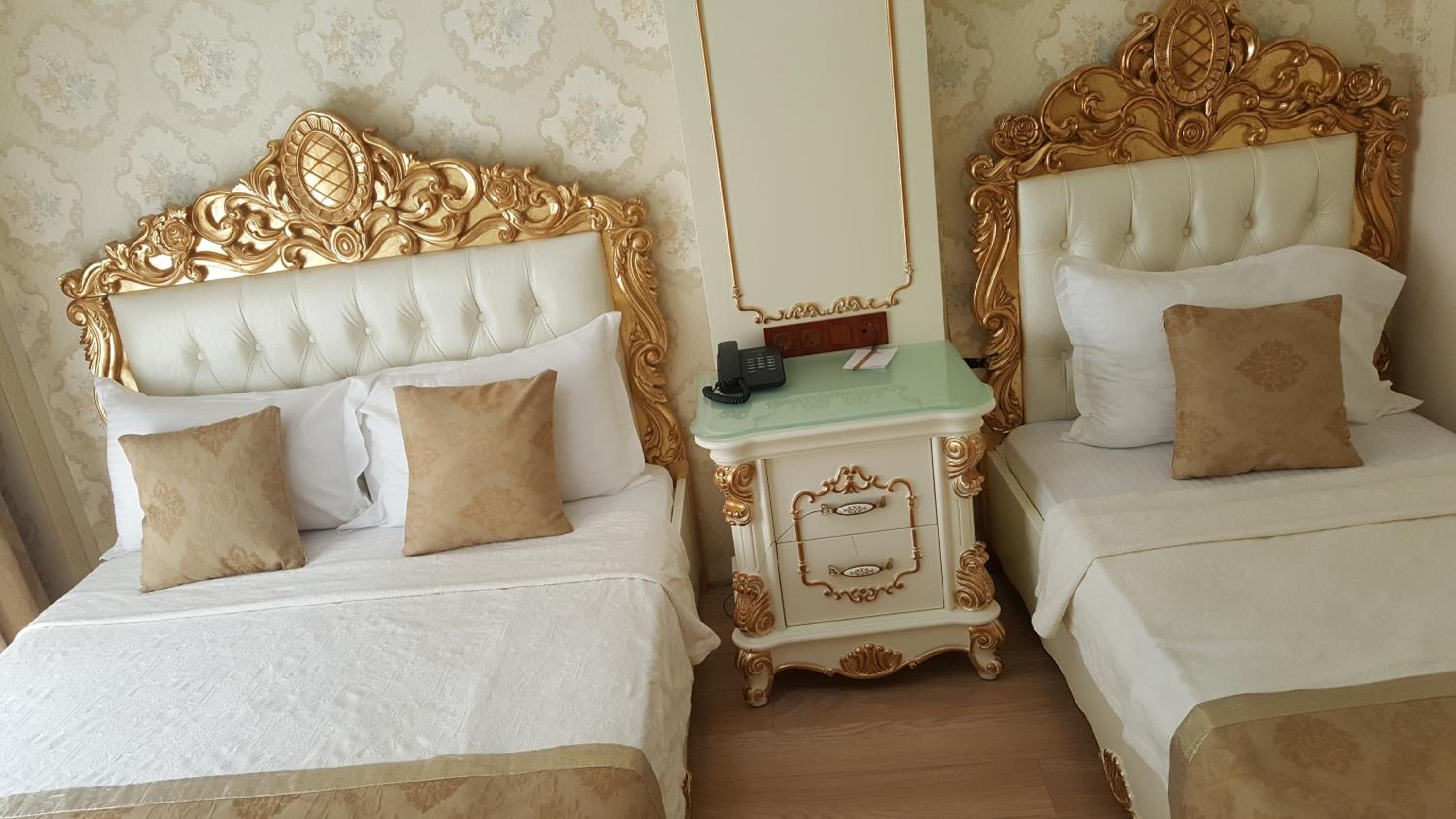 Best Town Hotel - Image 68