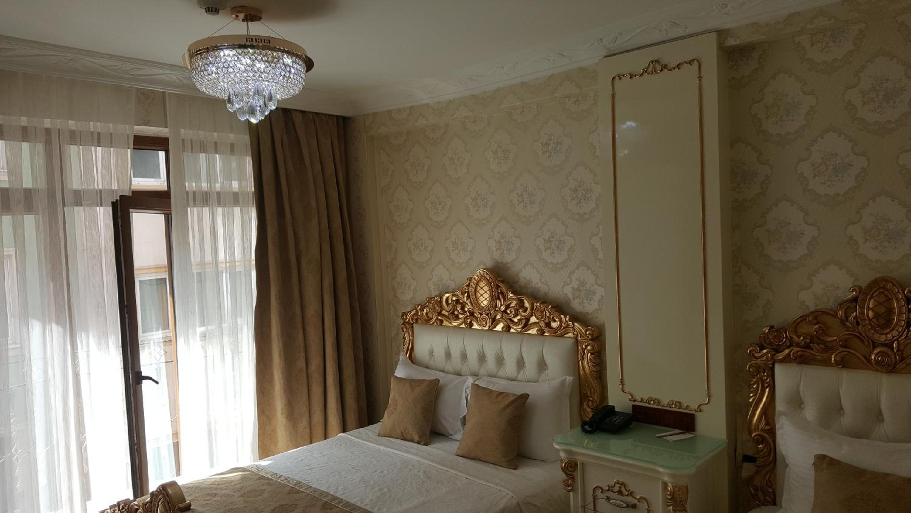 Best Town Hotel - Image 69