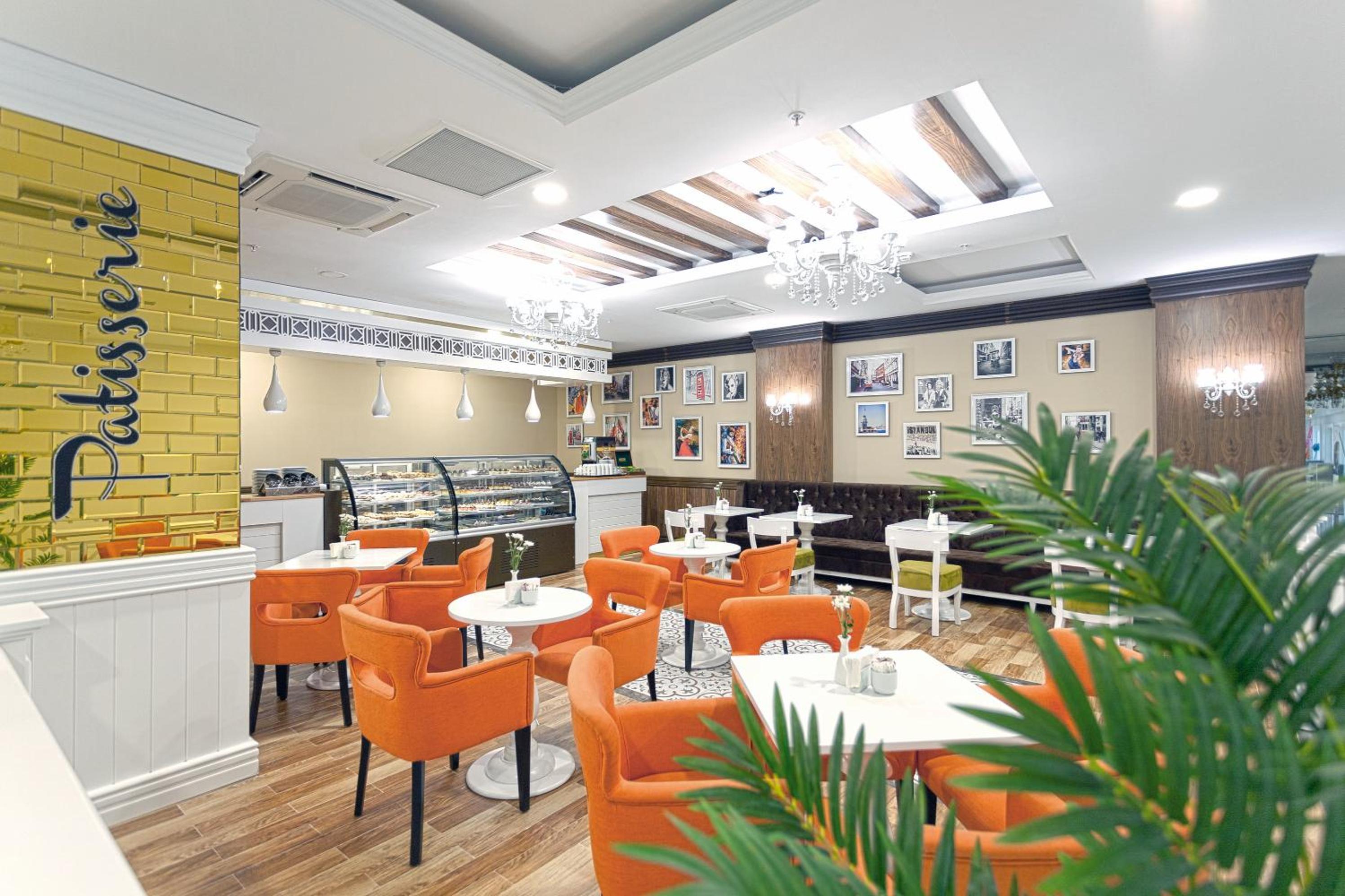 Side Royal Palace - Image 12