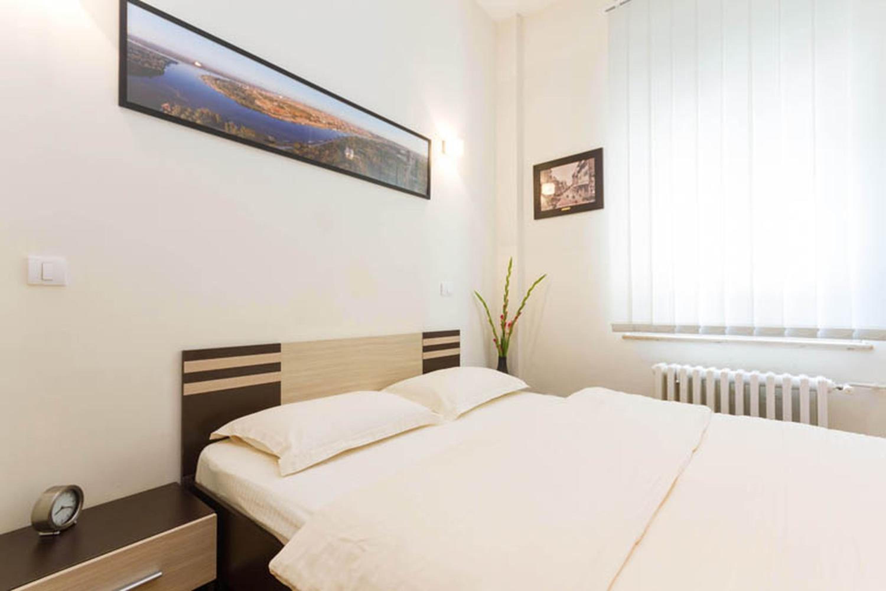 City Break Apartments Chic and Luxury view 3