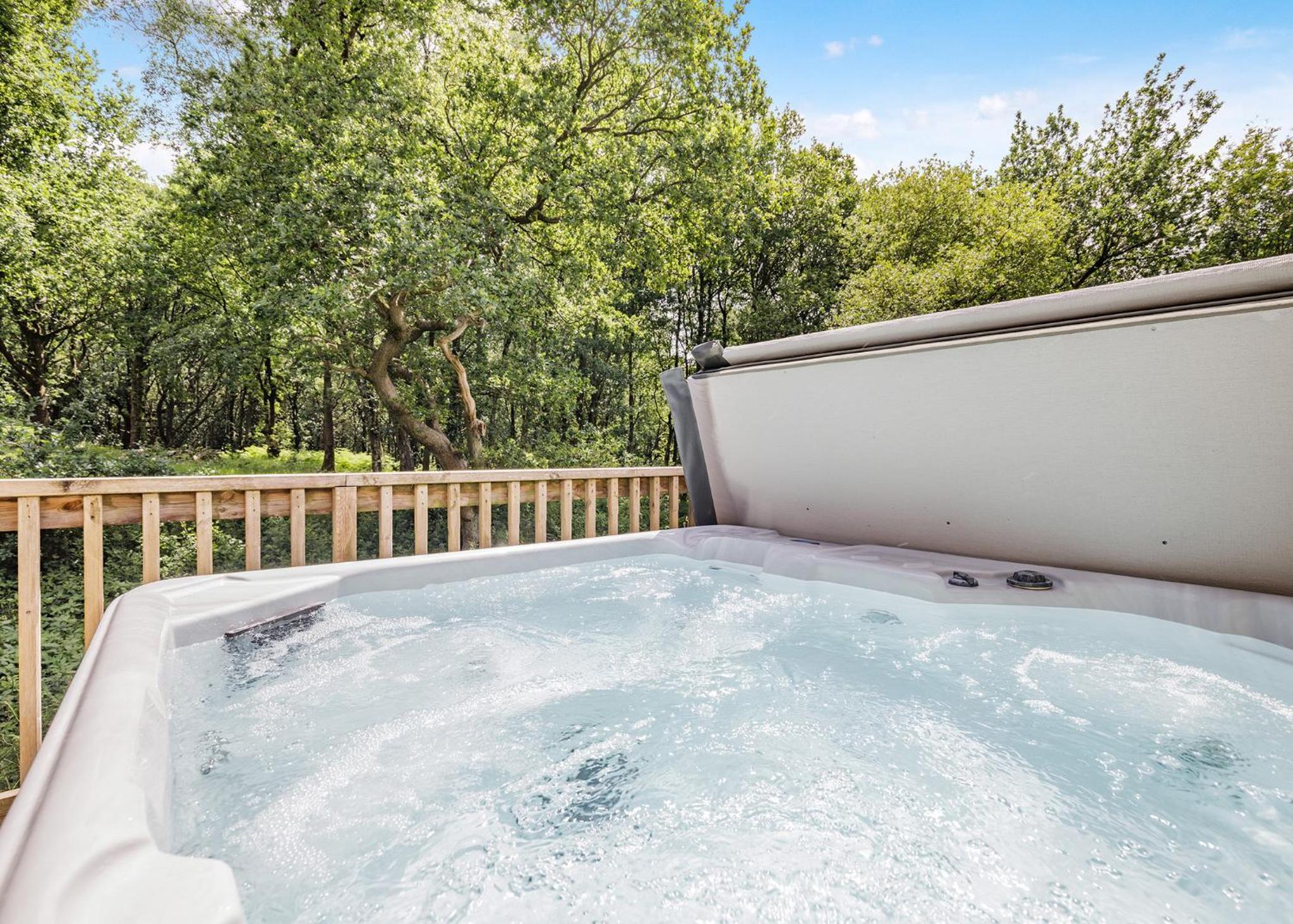 Charlesworth Lodges