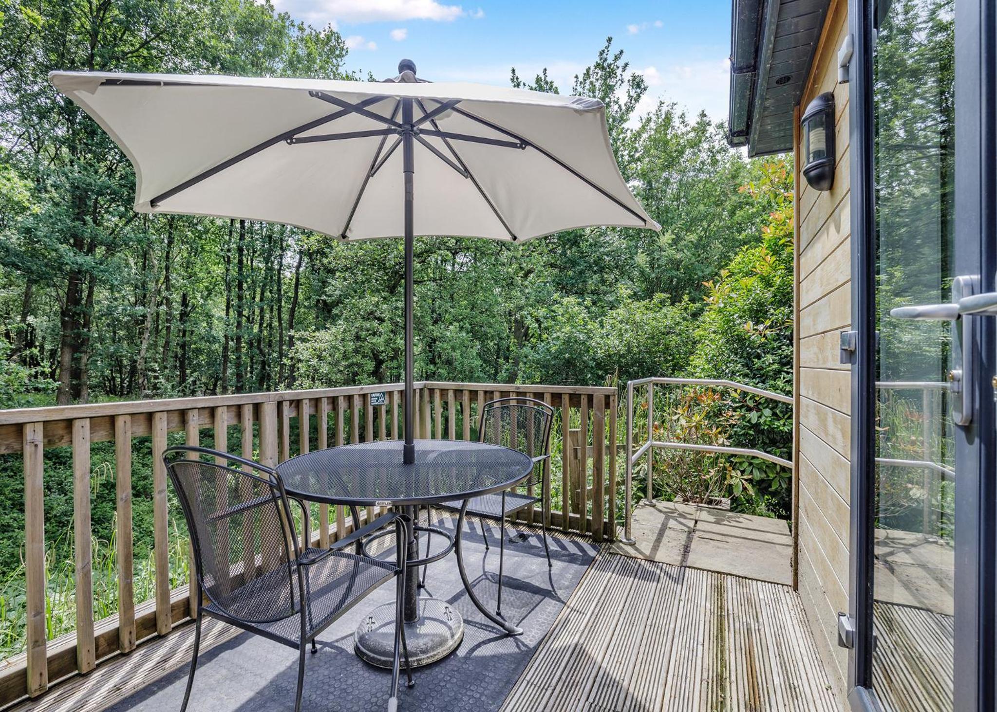 Charlesworth Lodges