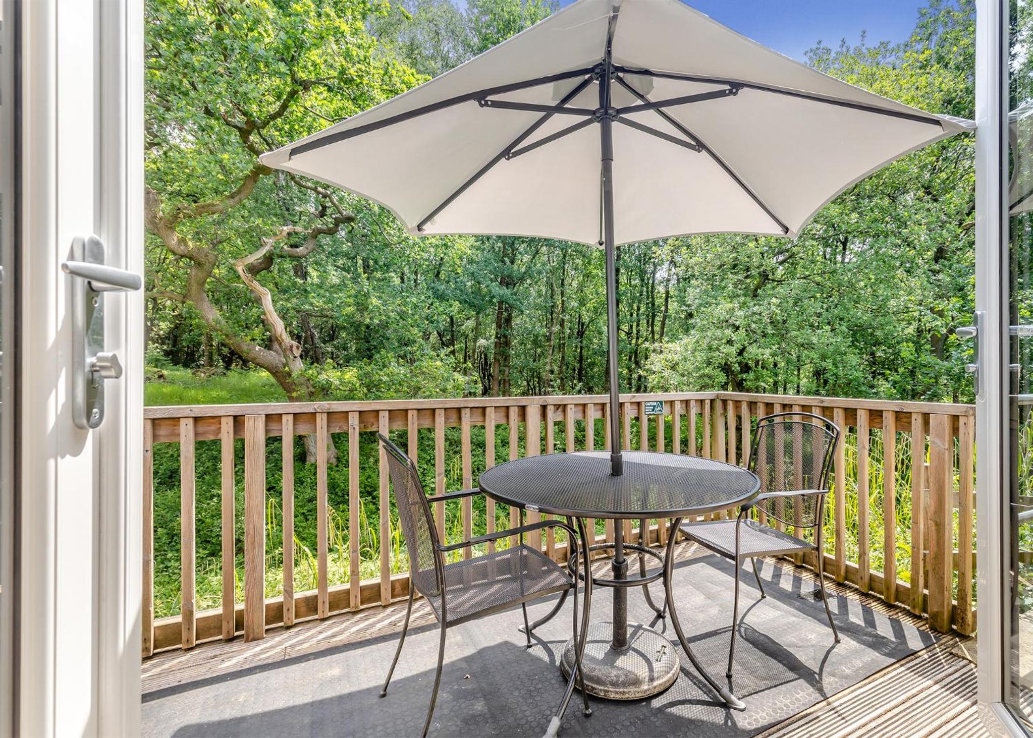 Charlesworth Lodges