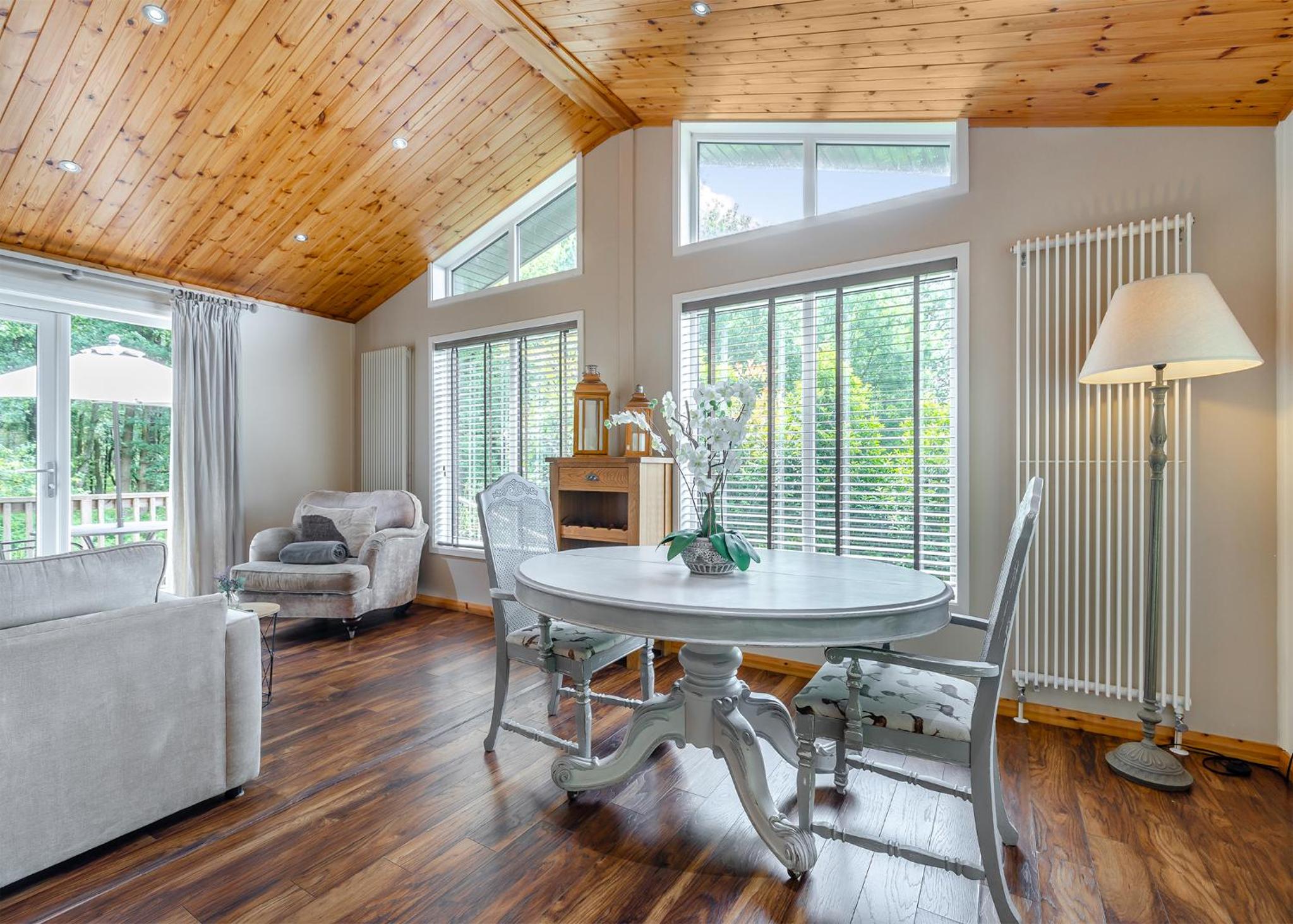 Charlesworth Lodges